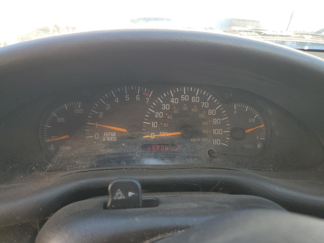 2004 Pontiac Sunfire White vin: 1G2JB12F847350354