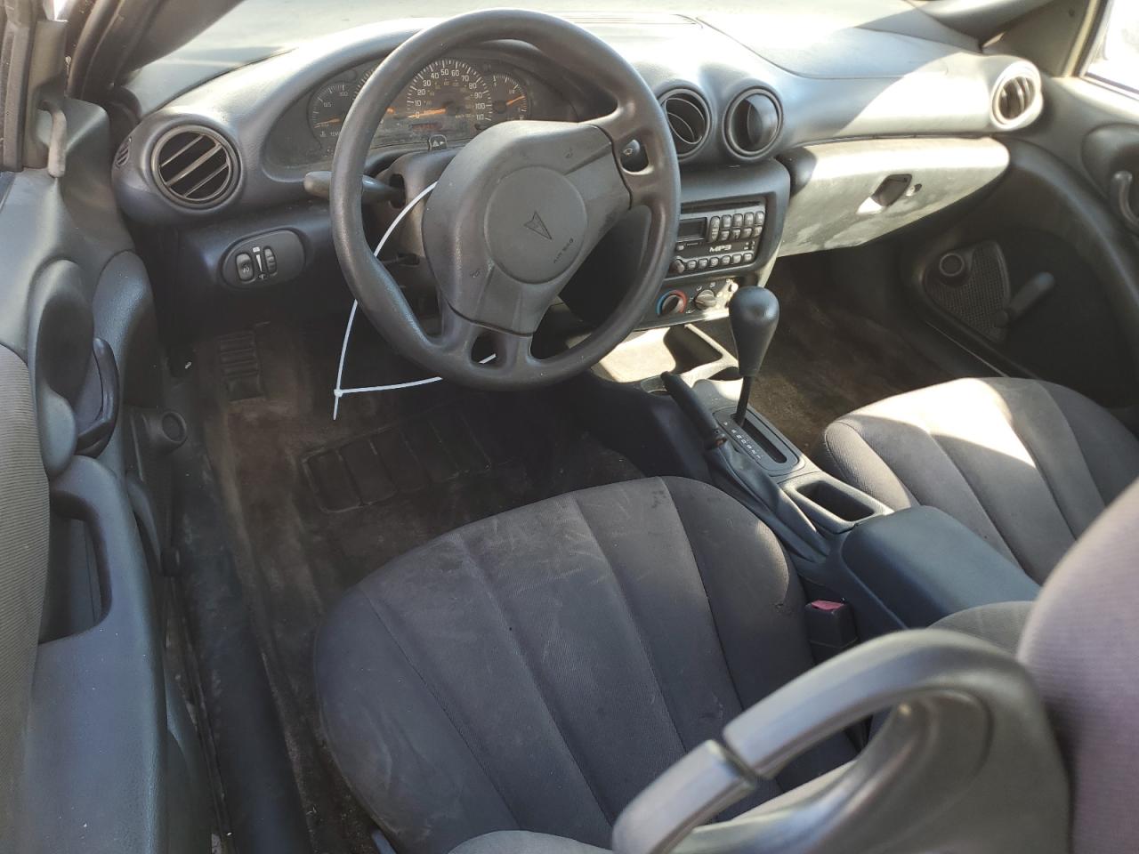 2004 Pontiac Sunfire White vin: 1G2JB12F847350354