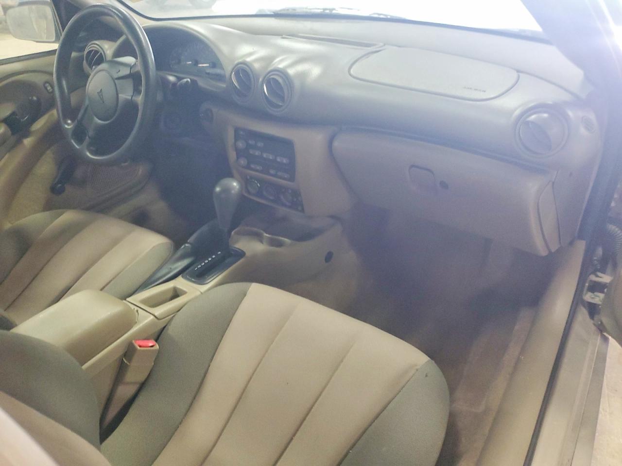 2004 Pontiac Sunfire Gray vin: 1G2JB12F947231468