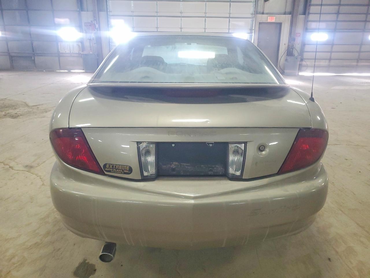 2004 Pontiac Sunfire Gray vin: 1G2JB12F947231468