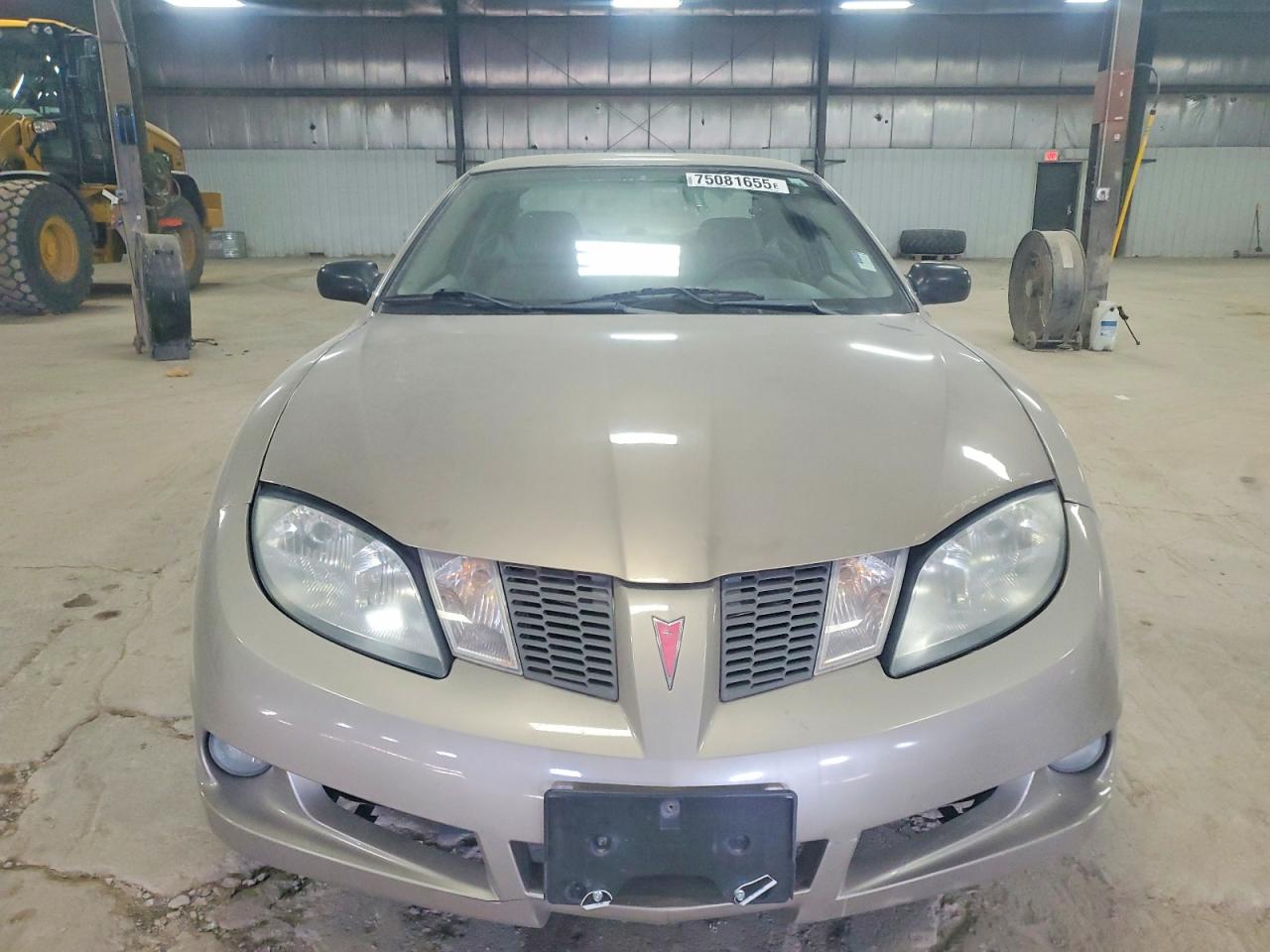 2004 Pontiac Sunfire Gray vin: 1G2JB12F947231468
