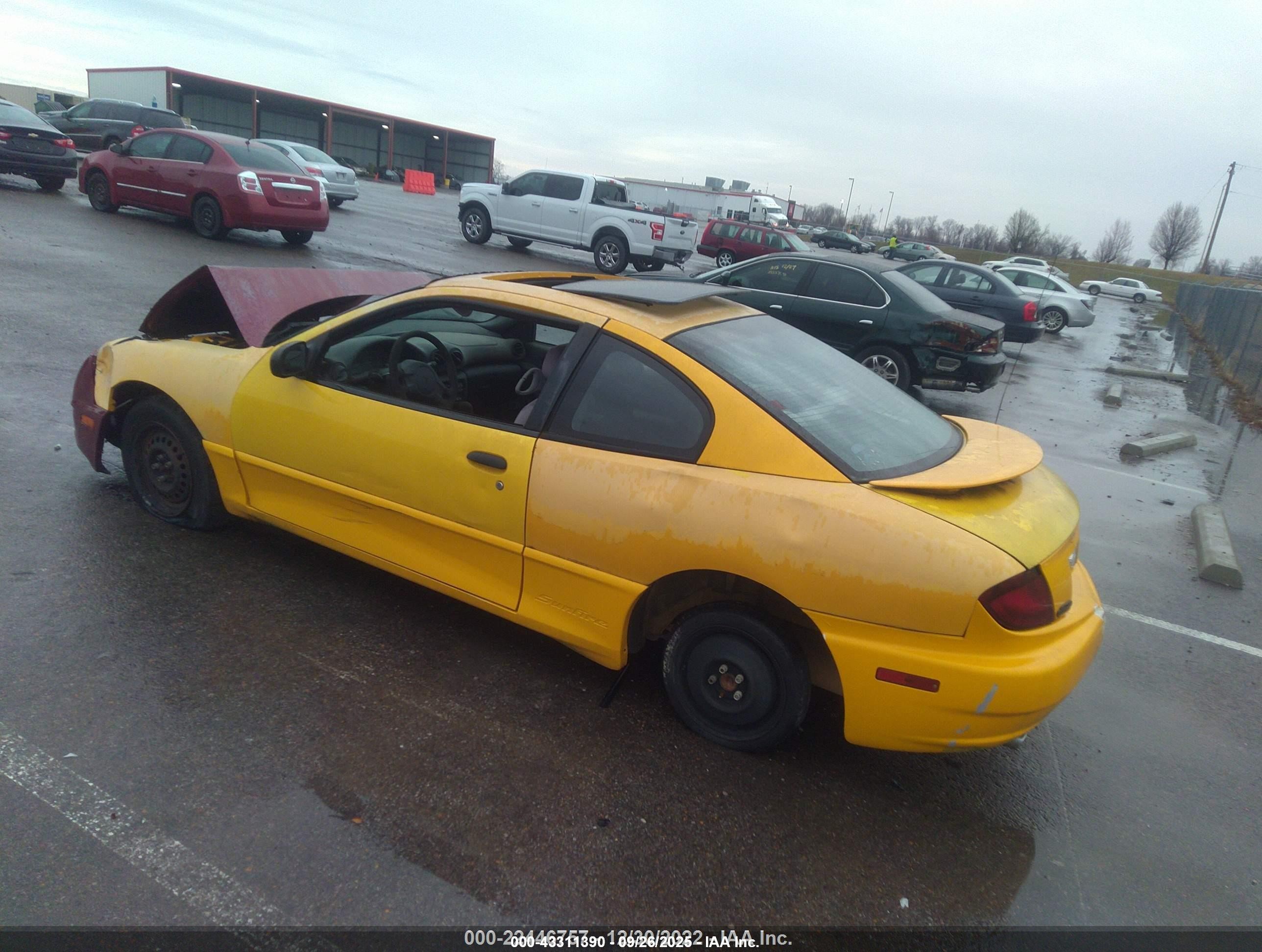 2003 Pontiac Sunfire   Yellow vin: 1G2JB12FX37284713