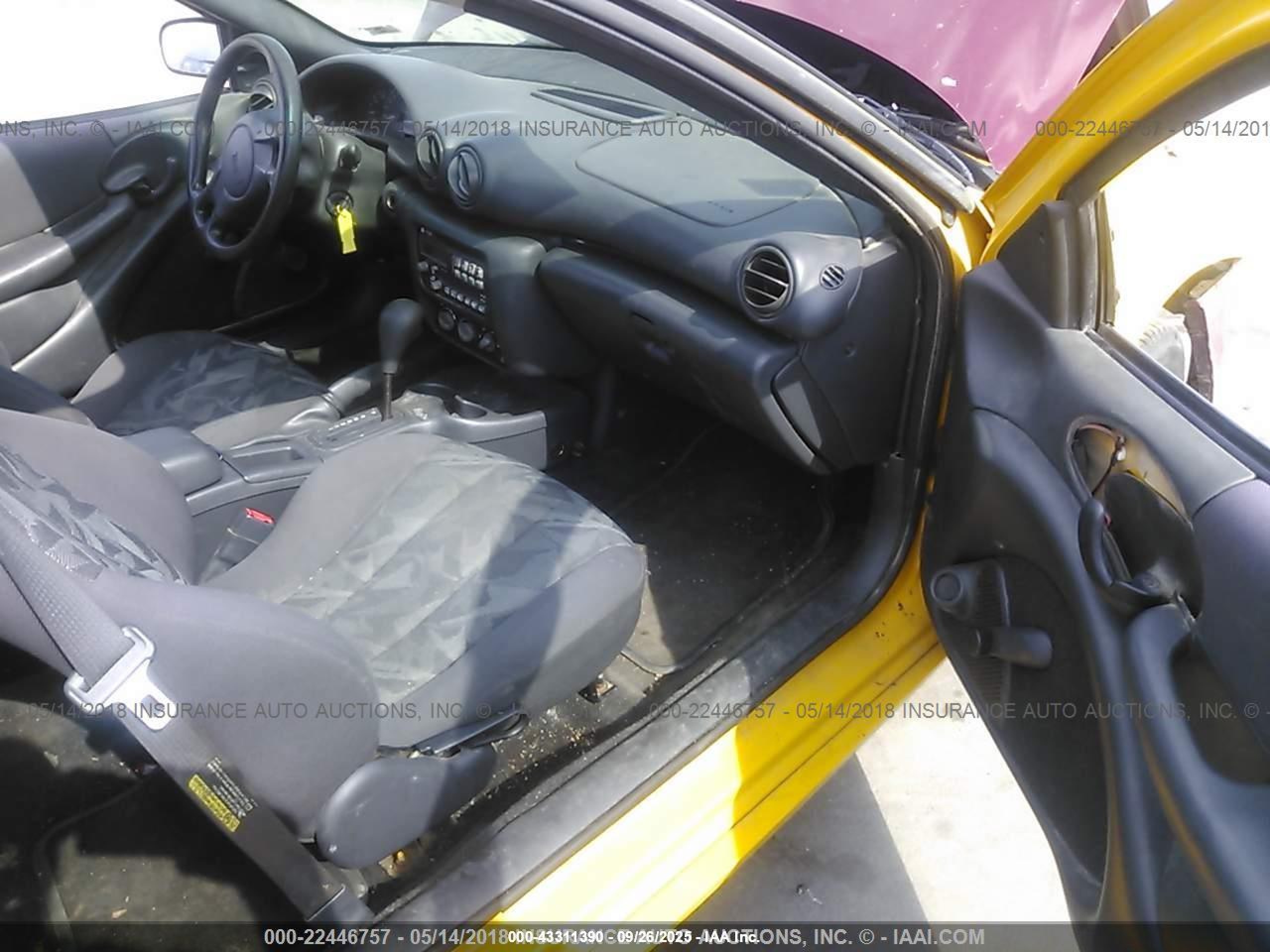 2003 Pontiac Sunfire   Yellow vin: 1G2JB12FX37284713