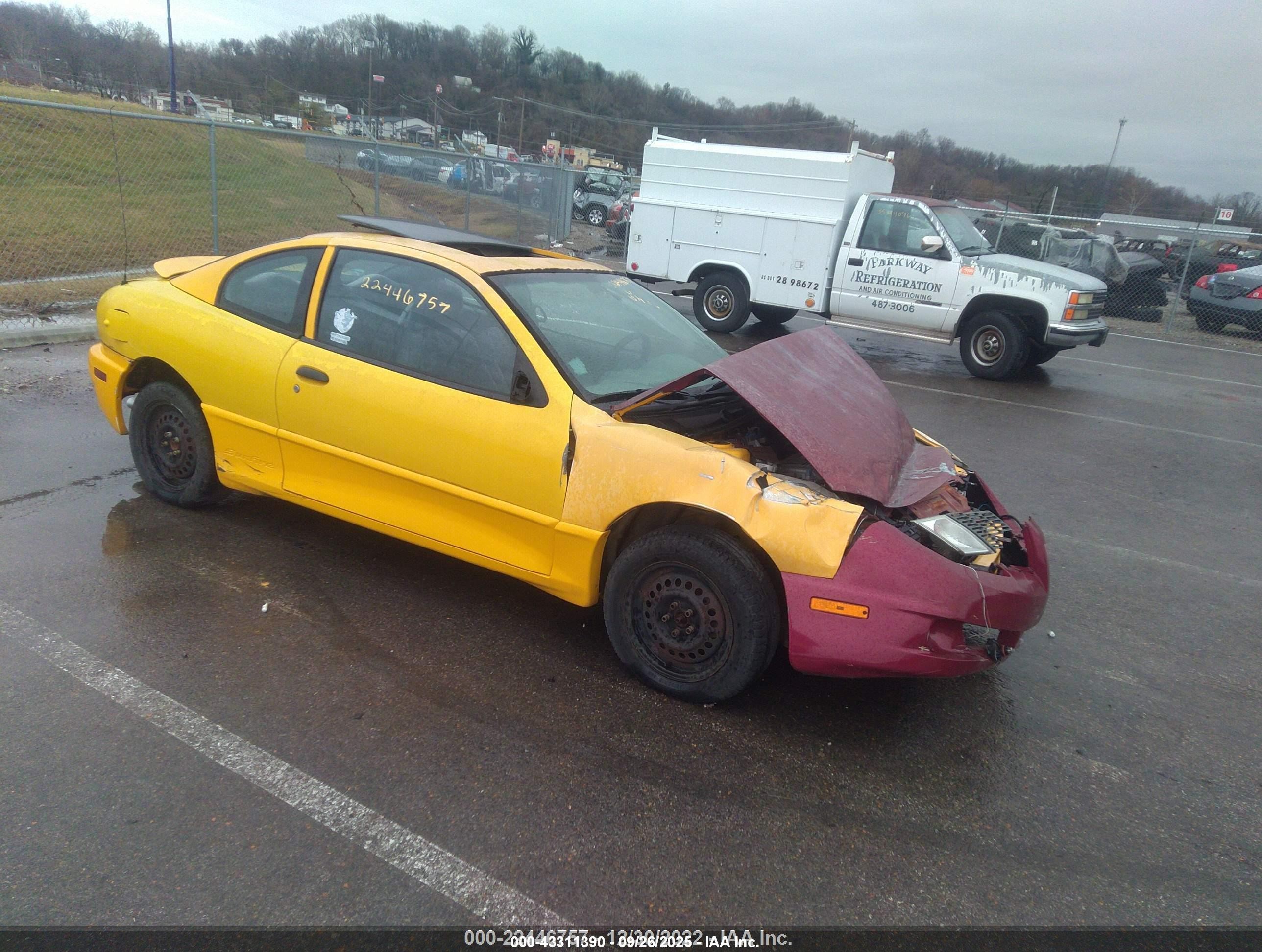 2003 Pontiac Sunfire   Yellow vin: 1G2JB12FX37284713