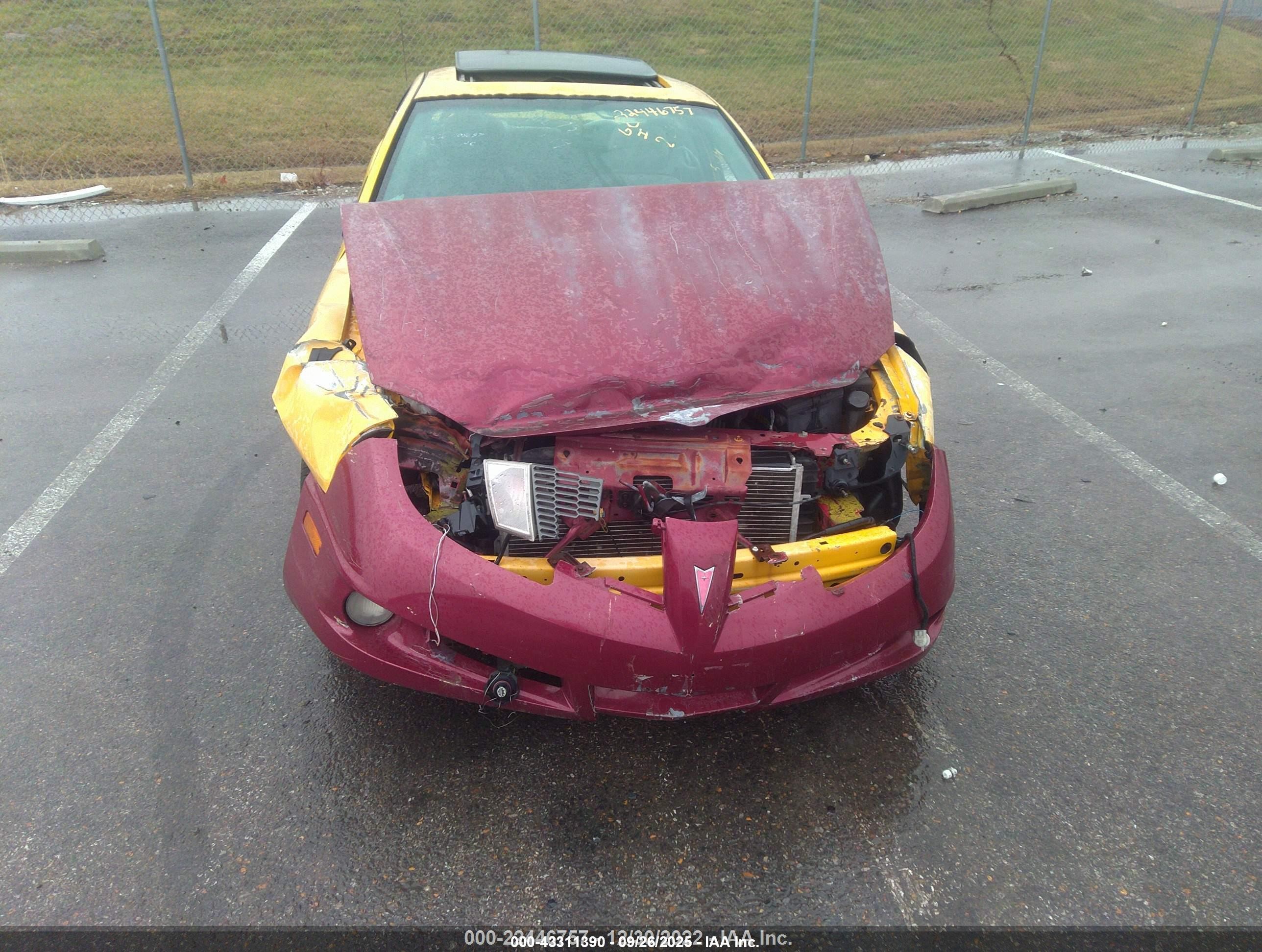 2003 Pontiac Sunfire   Yellow vin: 1G2JB12FX37284713