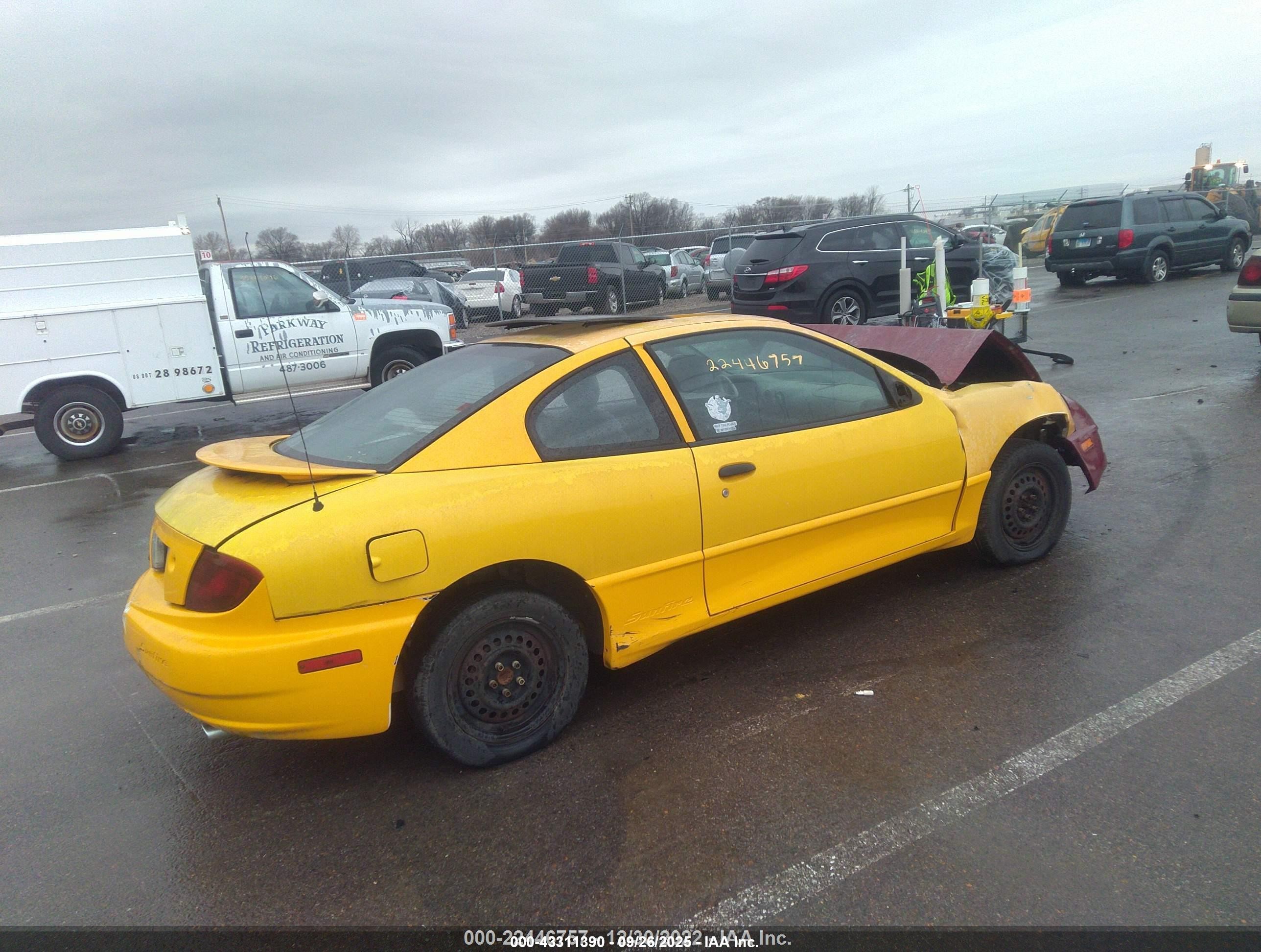 2003 Pontiac Sunfire   Yellow vin: 1G2JB12FX37284713