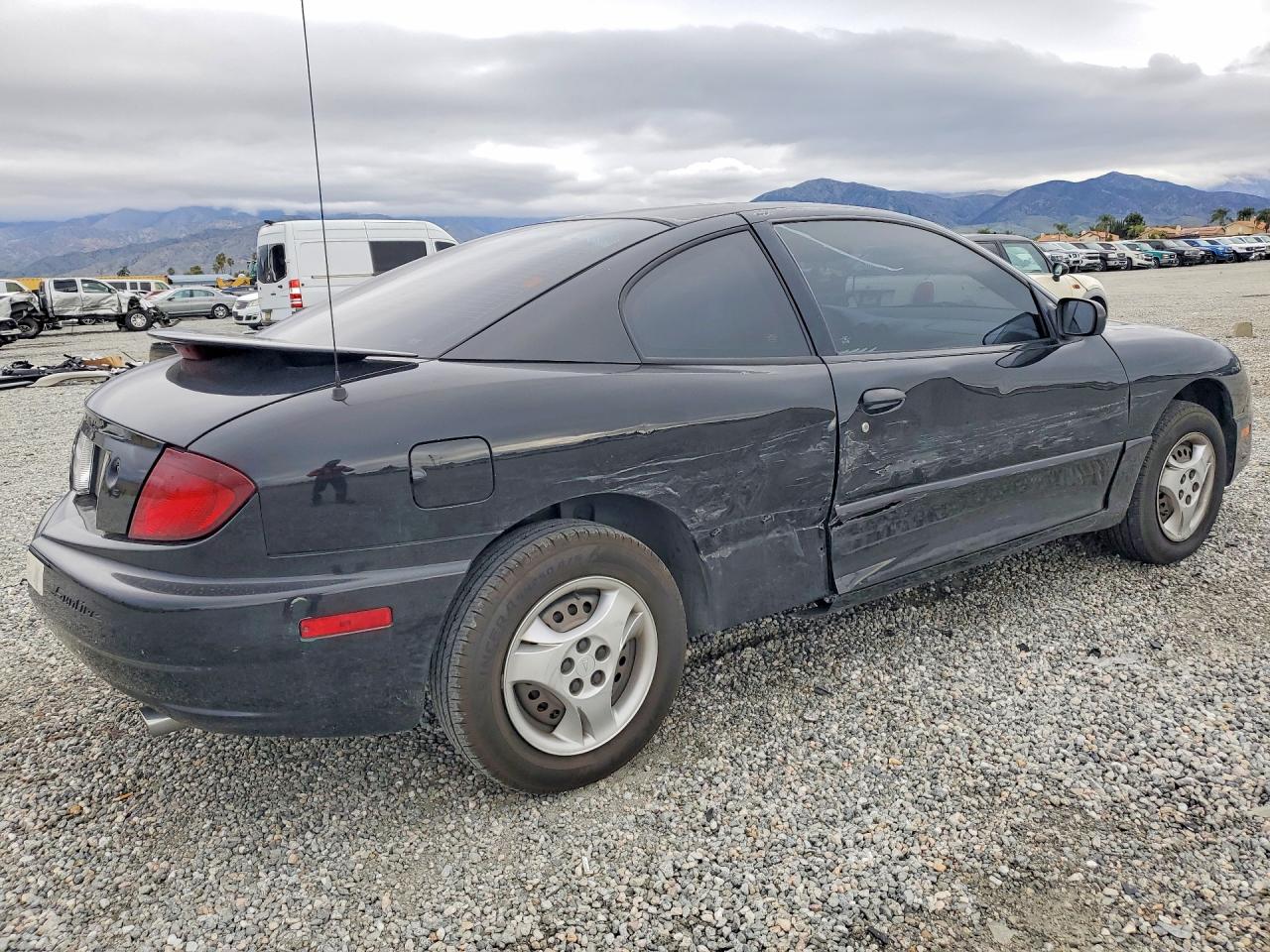 2003 Pontiac Sunfire Black vin: 1G2JB12FX37327382
