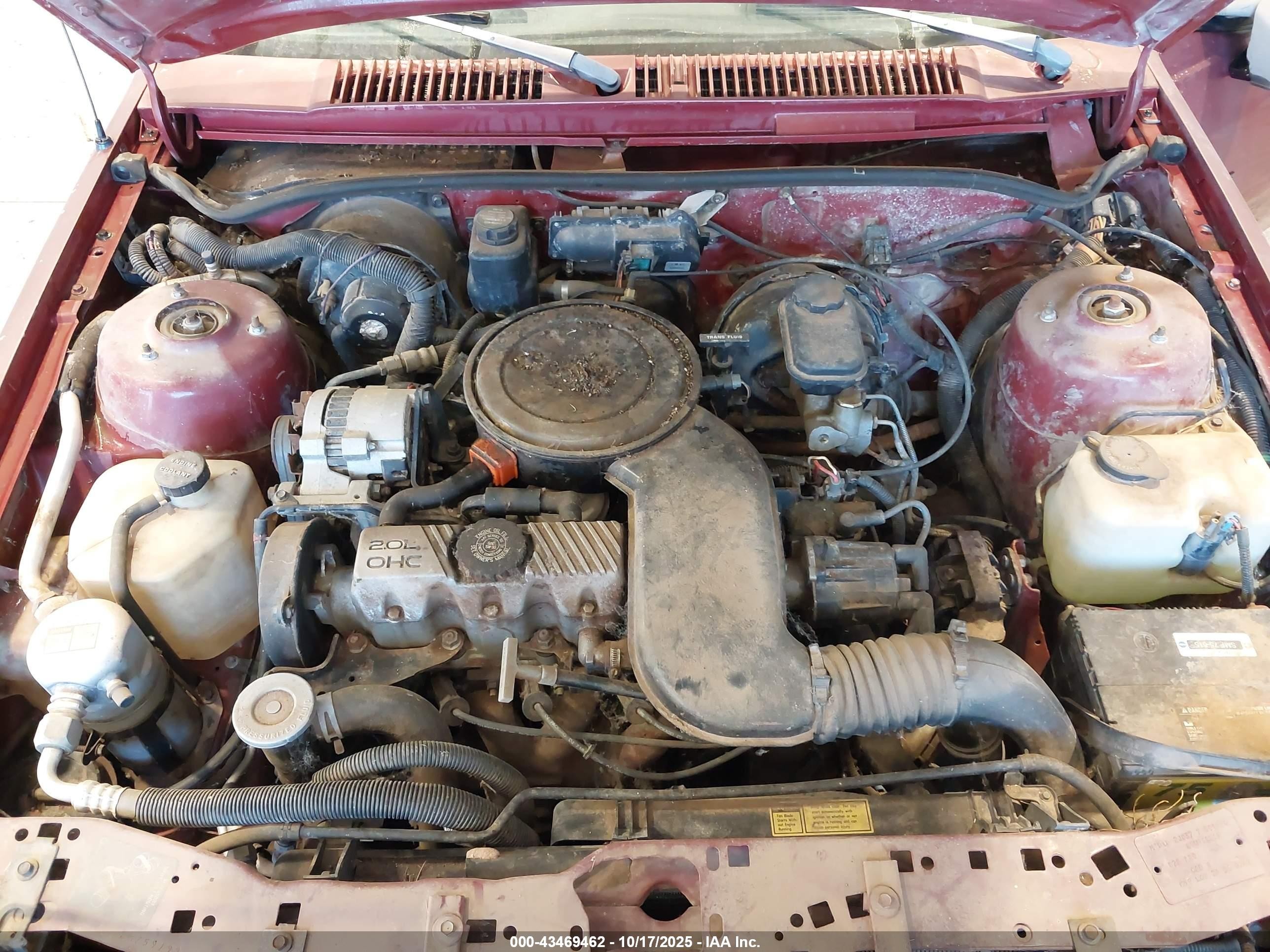 1991 Pontiac Sunbird Le Red vin: 1G2JB14K0M7591996
