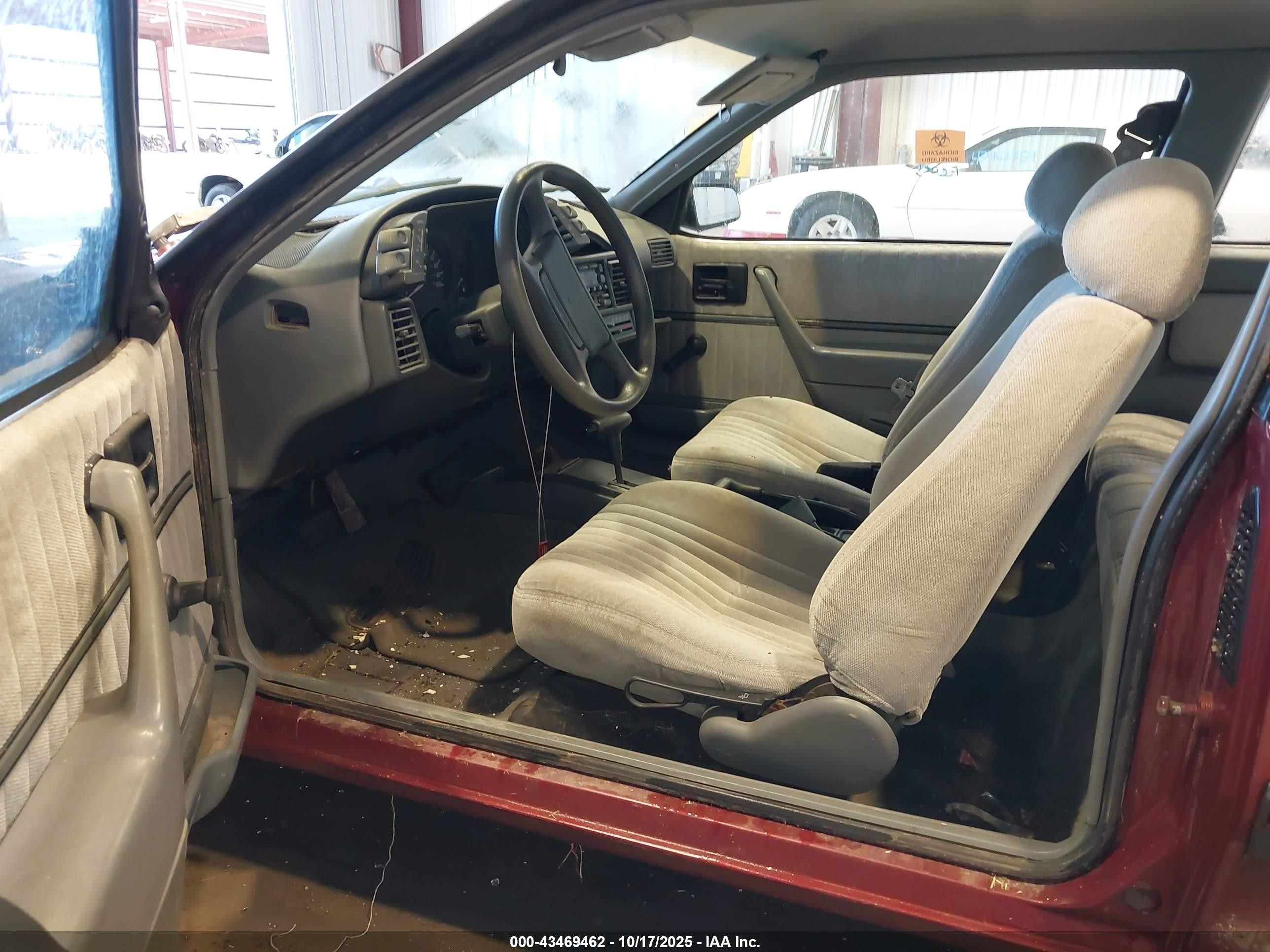 1991 Pontiac Sunbird Le Red vin: 1G2JB14K0M7591996