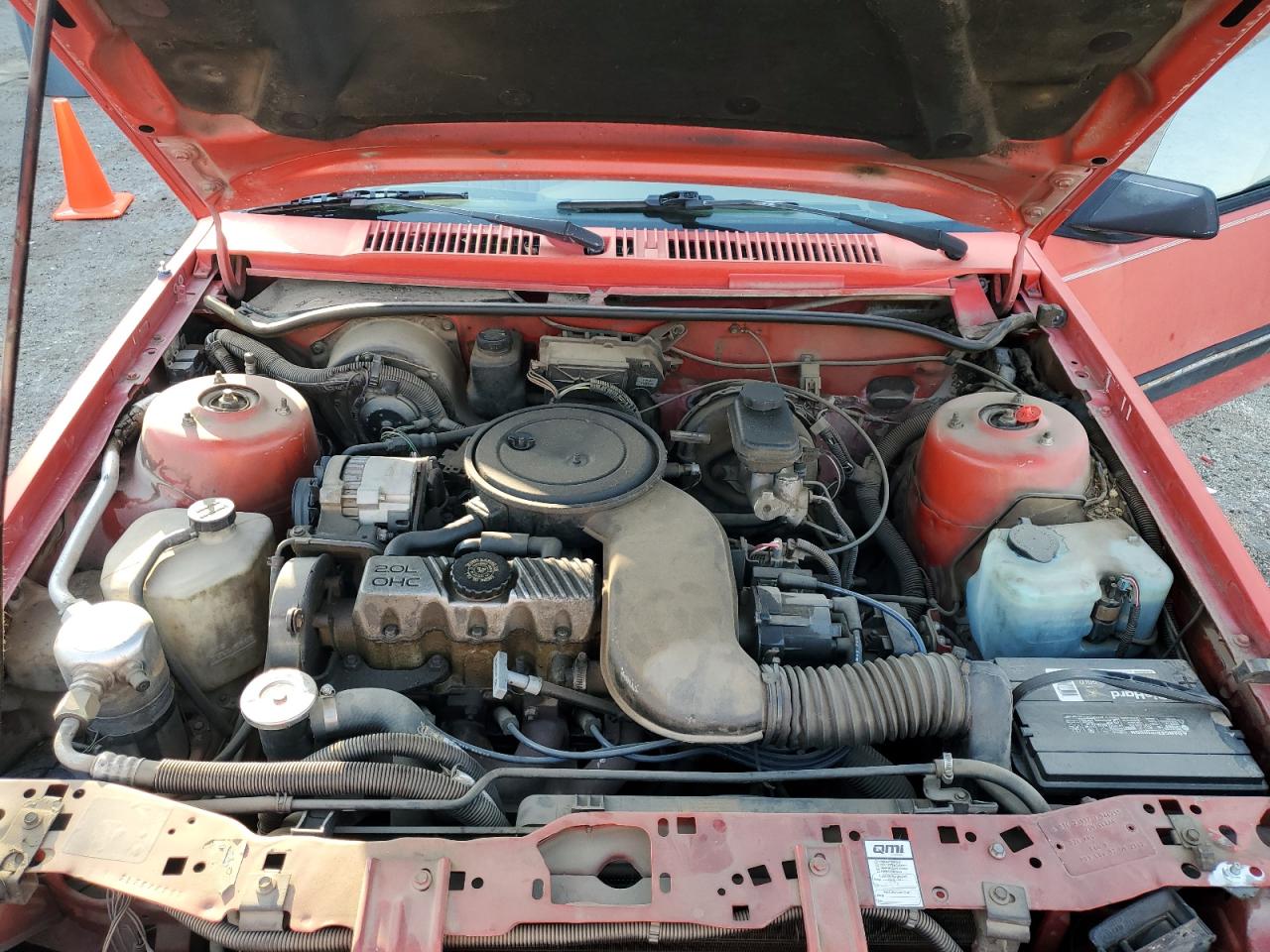 1990 Pontiac Sunbird Le   Red vin: 1G2JB14K6L7546253