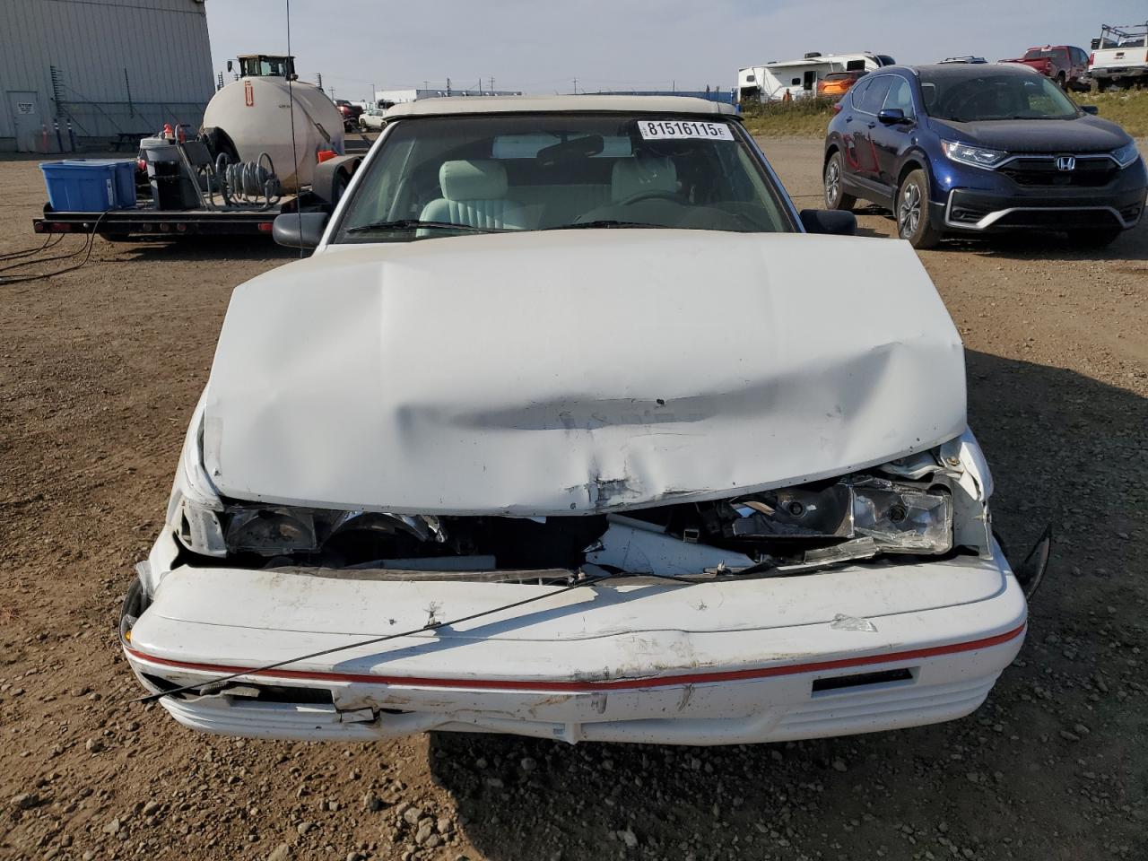 1994 Pontiac Sunbird Le Белый vin: 1G2JB31TXR7536424