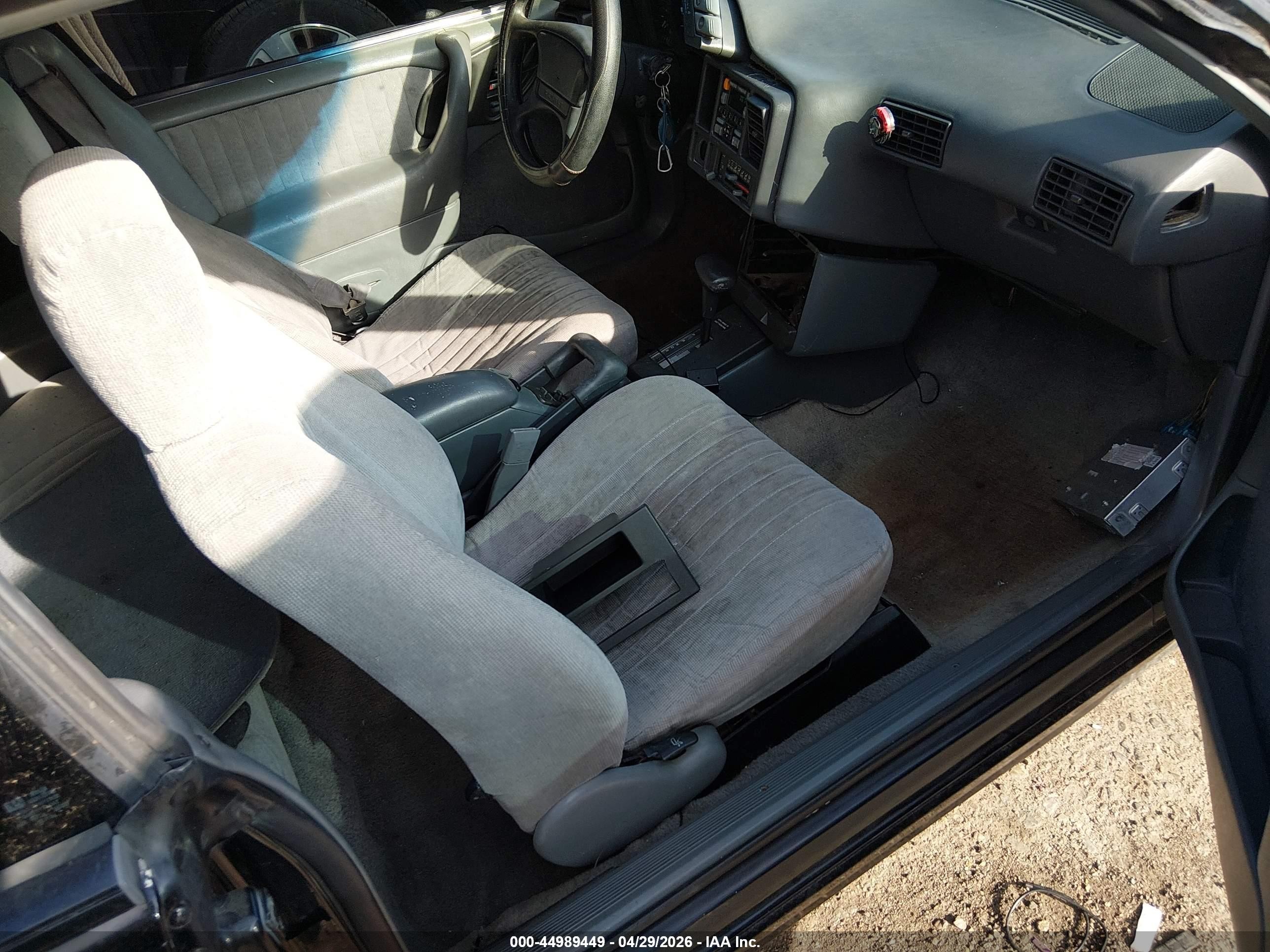 1992 Pontiac Sunbird Se Черный vin: 1G2JB34H3N7560548