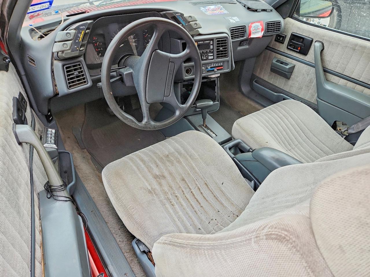 1990 Pontiac Sunbird Le Красный vin: 1G2JB34K3L7617212