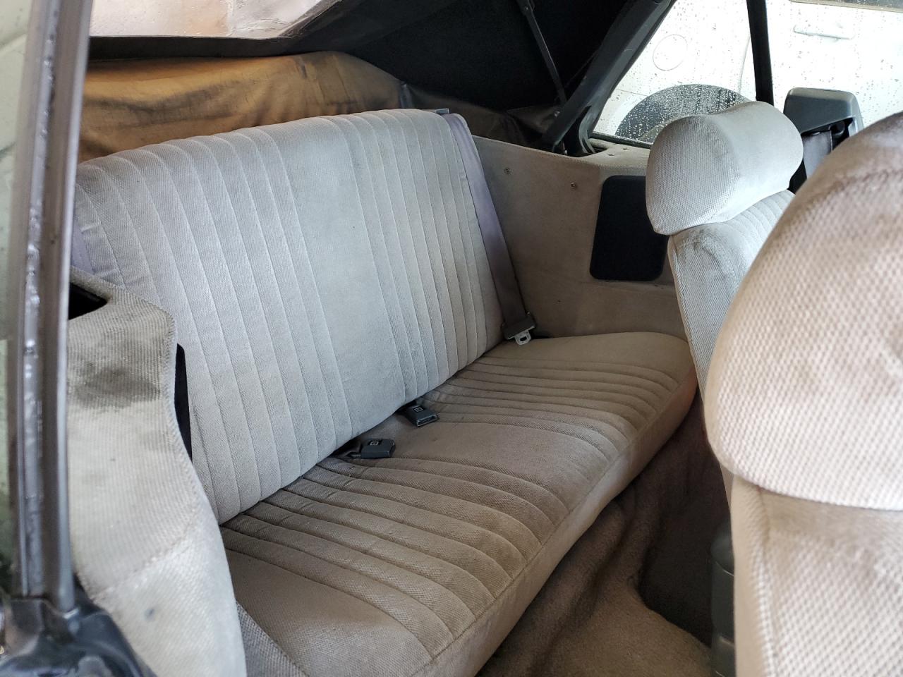 1991 Pontiac Sunbird Le Blue vin: 1G2JB34T0M7628033