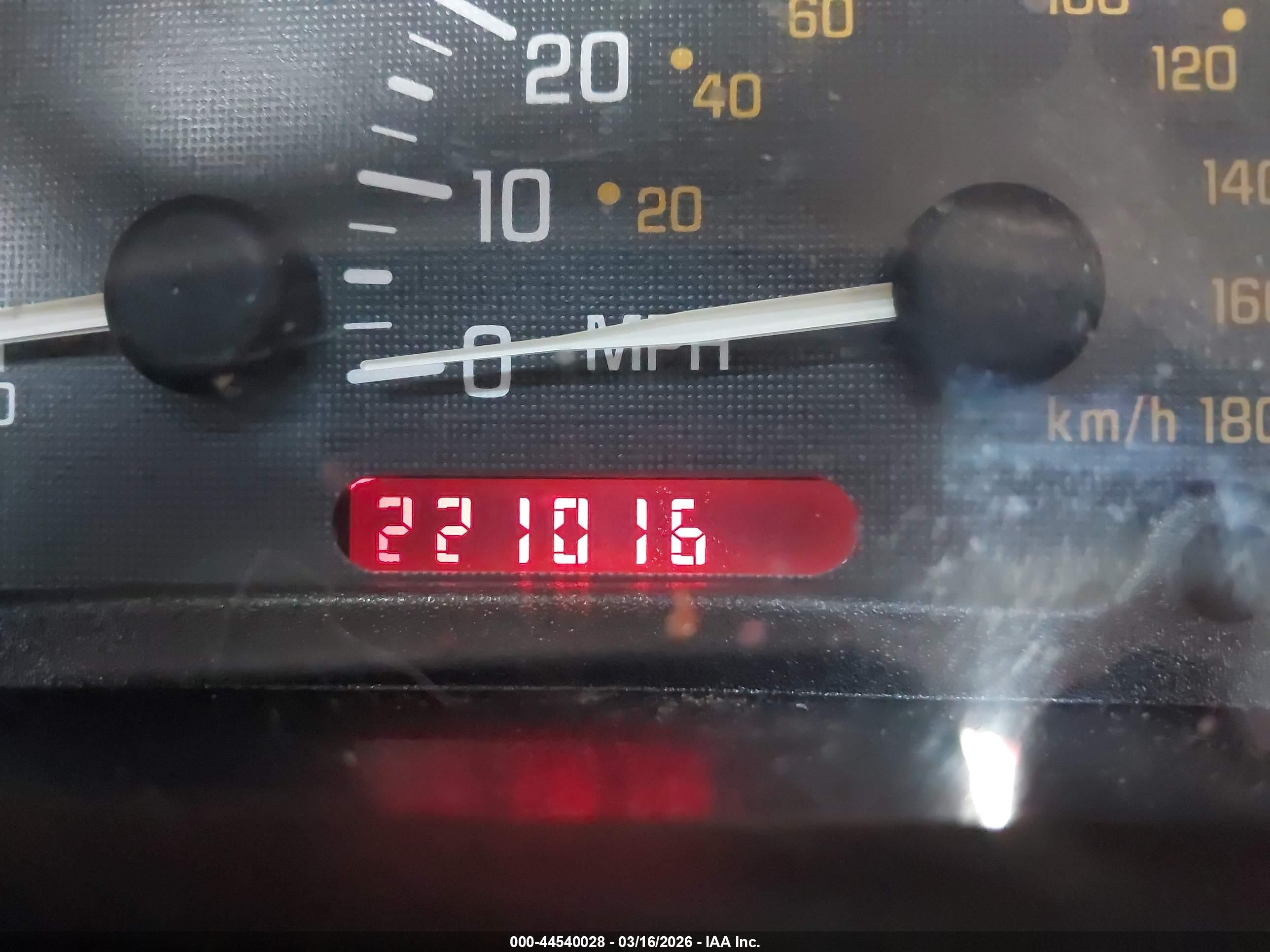 2001 Pontiac Sunfire Se Белый vin: 1G2JB524017112452