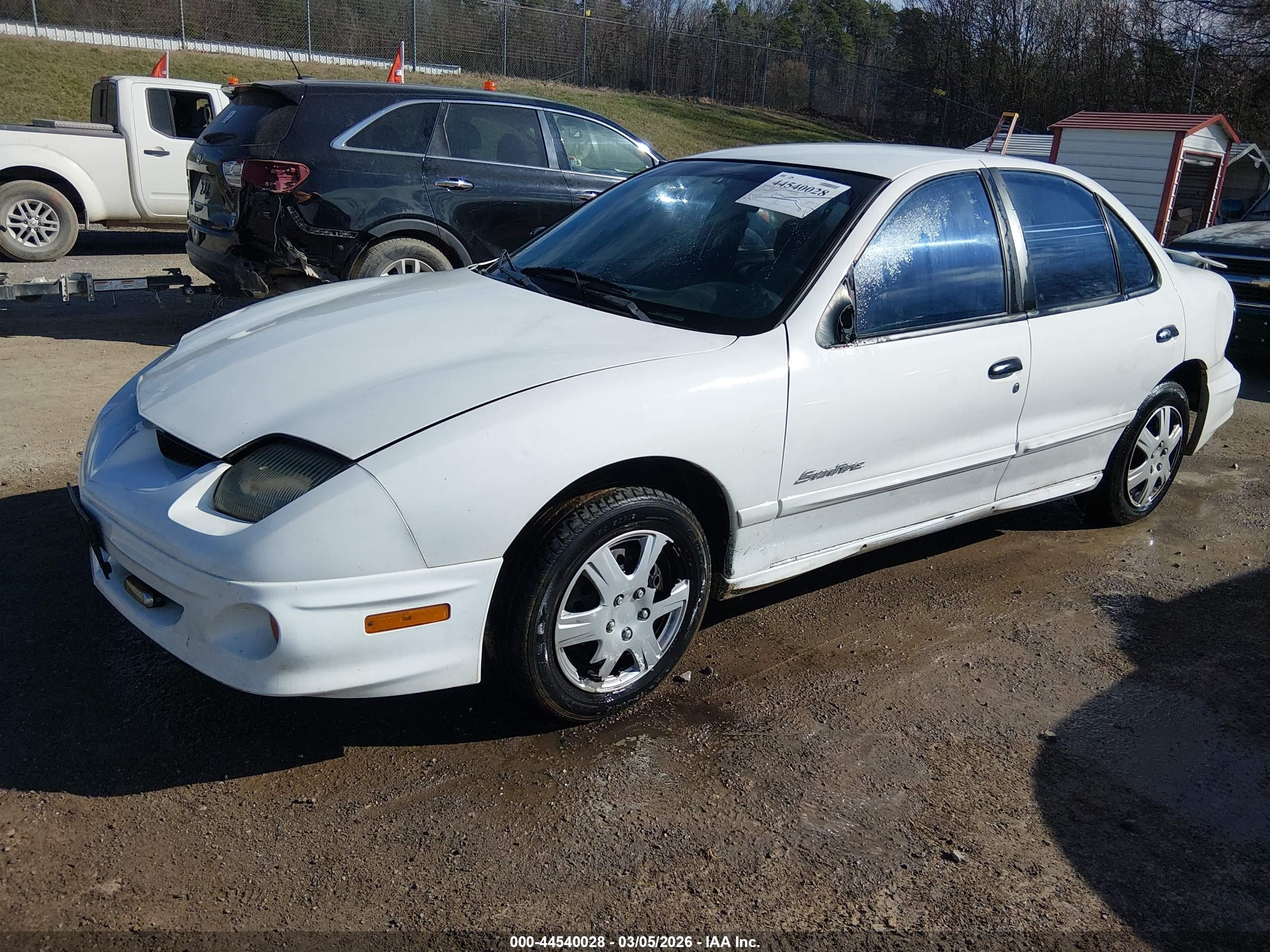 2001 Pontiac Sunfire Se Белый vin: 1G2JB524017112452