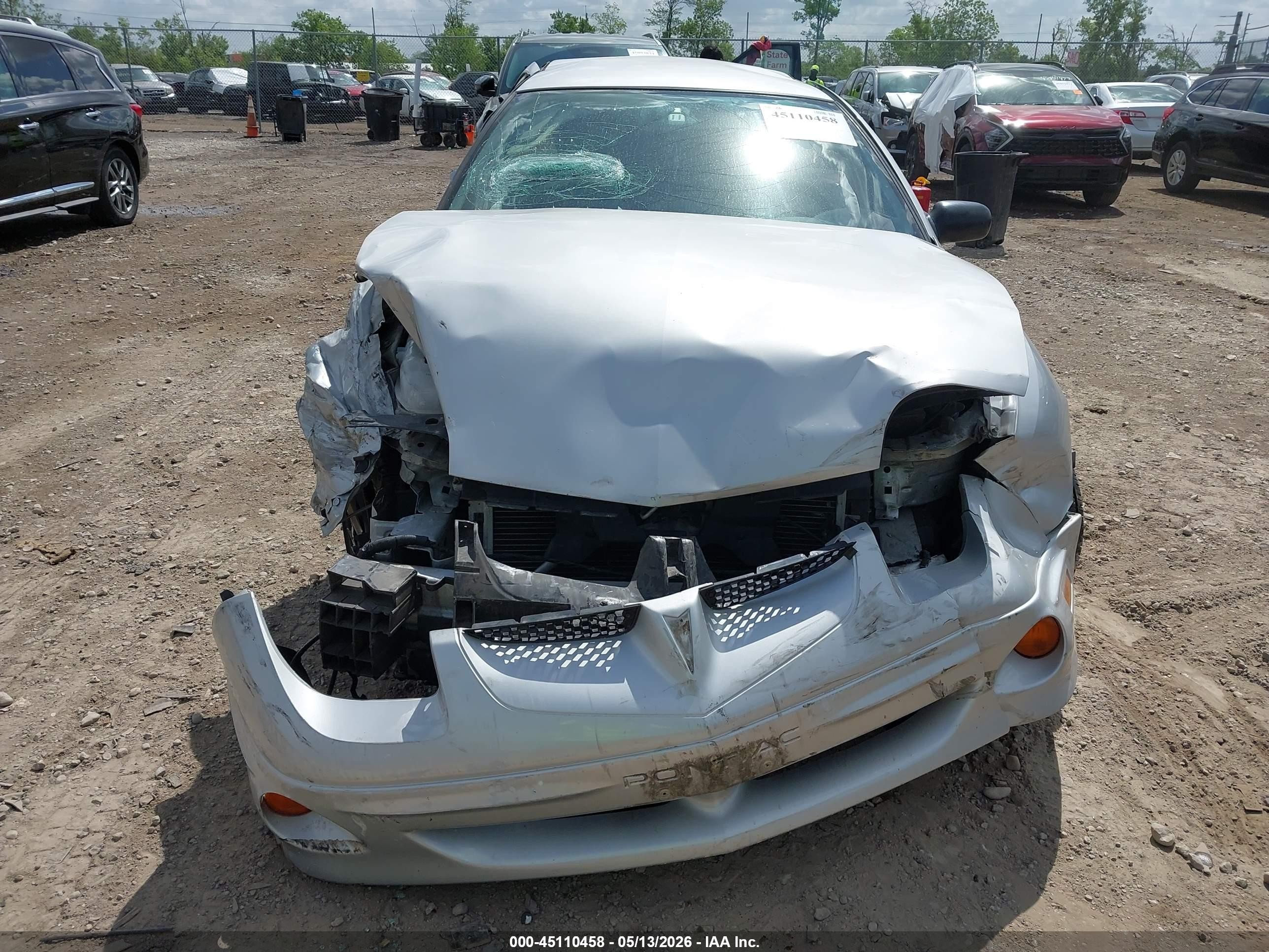 2002 Pontiac Sunfire Se Silver vin: 1G2JB524527112433