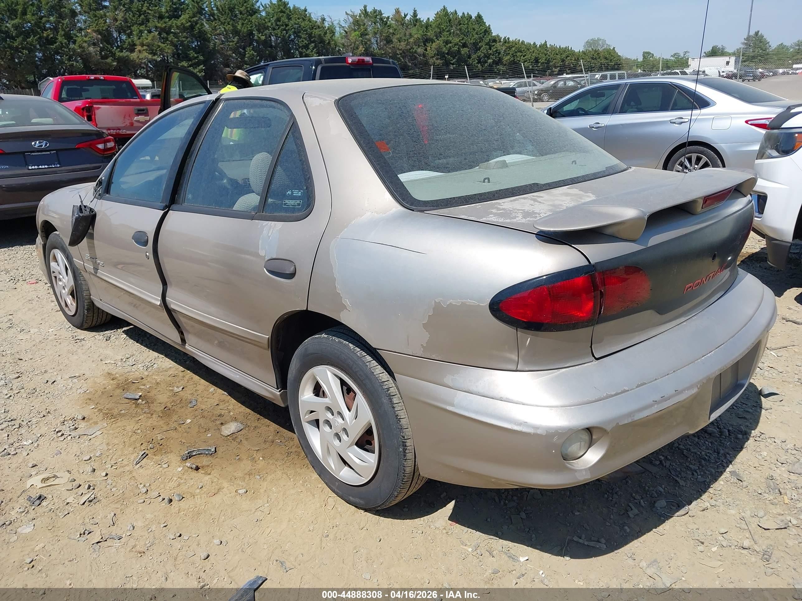 2001 Pontiac Sunfire Se Gold vin: 1G2JB524617158450