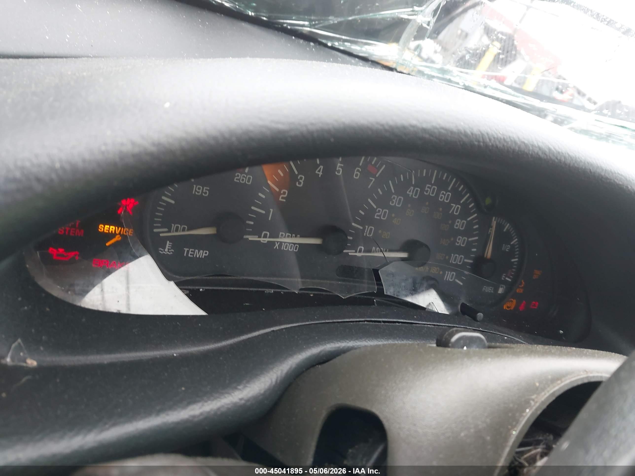 2002 Pontiac Sunfire Se Silver vin: 1G2JB524627271428