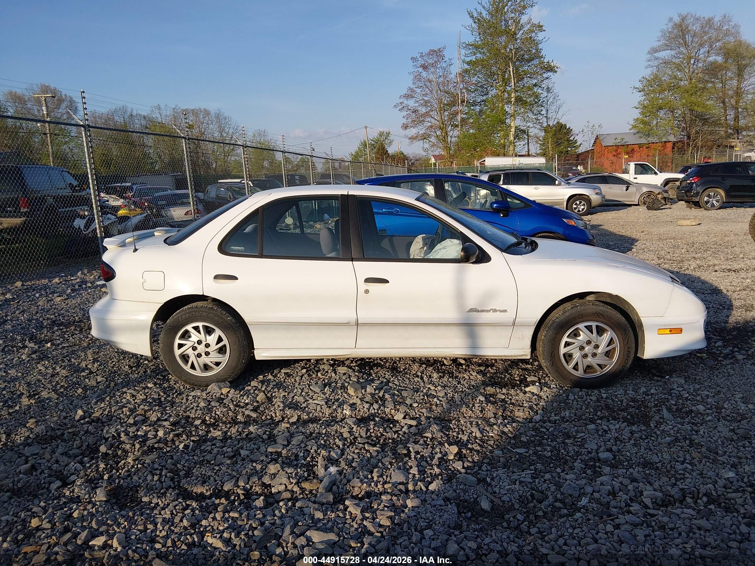 2001 Pontiac Sunfire Se White vin: 1G2JB524917318269