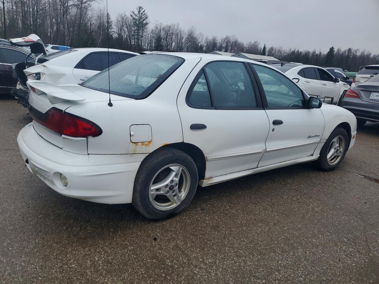2004 Pontiac Sunfire Sl White vin: 1G2JB52F347241761