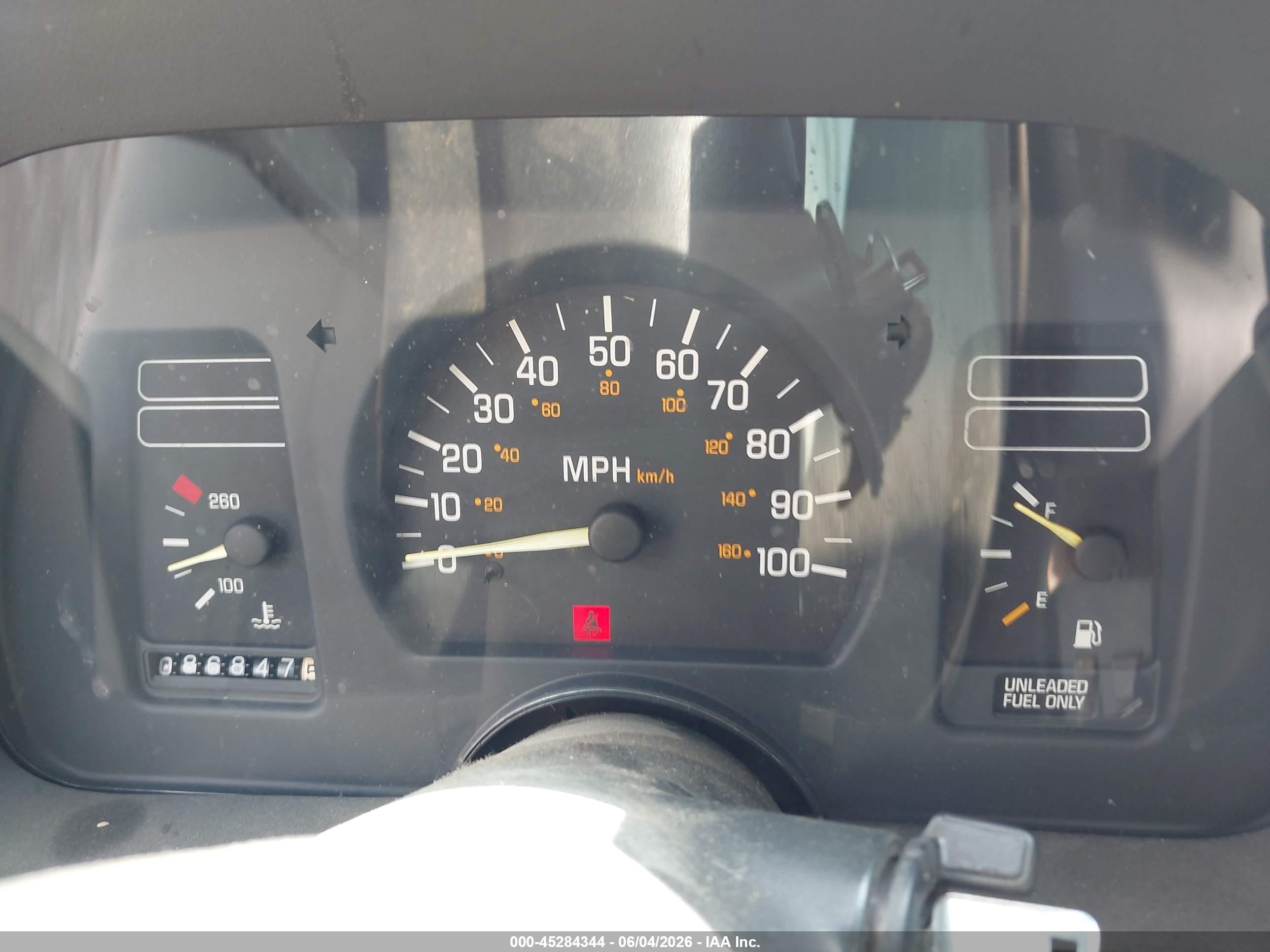 1994 Pontiac Sunbird Le White vin: 1G2JB54H5R7582455