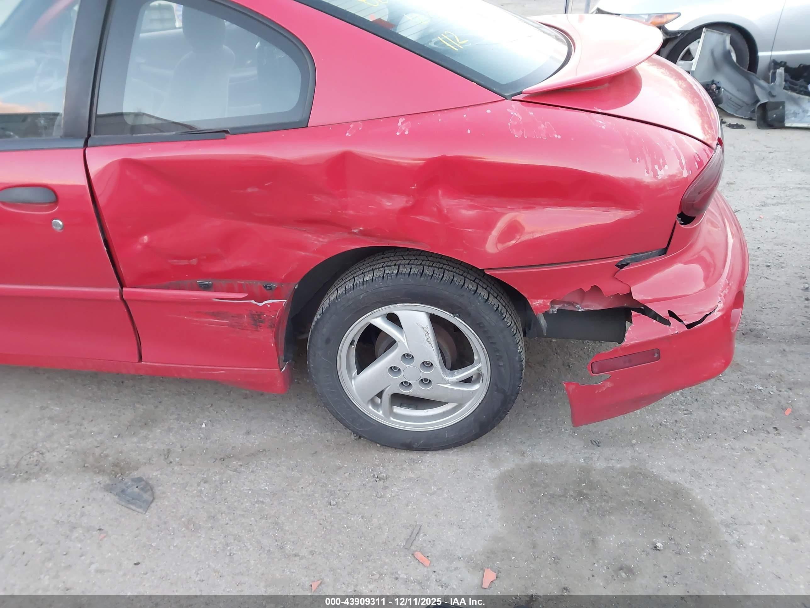 2001 Pontiac Sunfire Gt Red vin: 1G2JD12T217167818