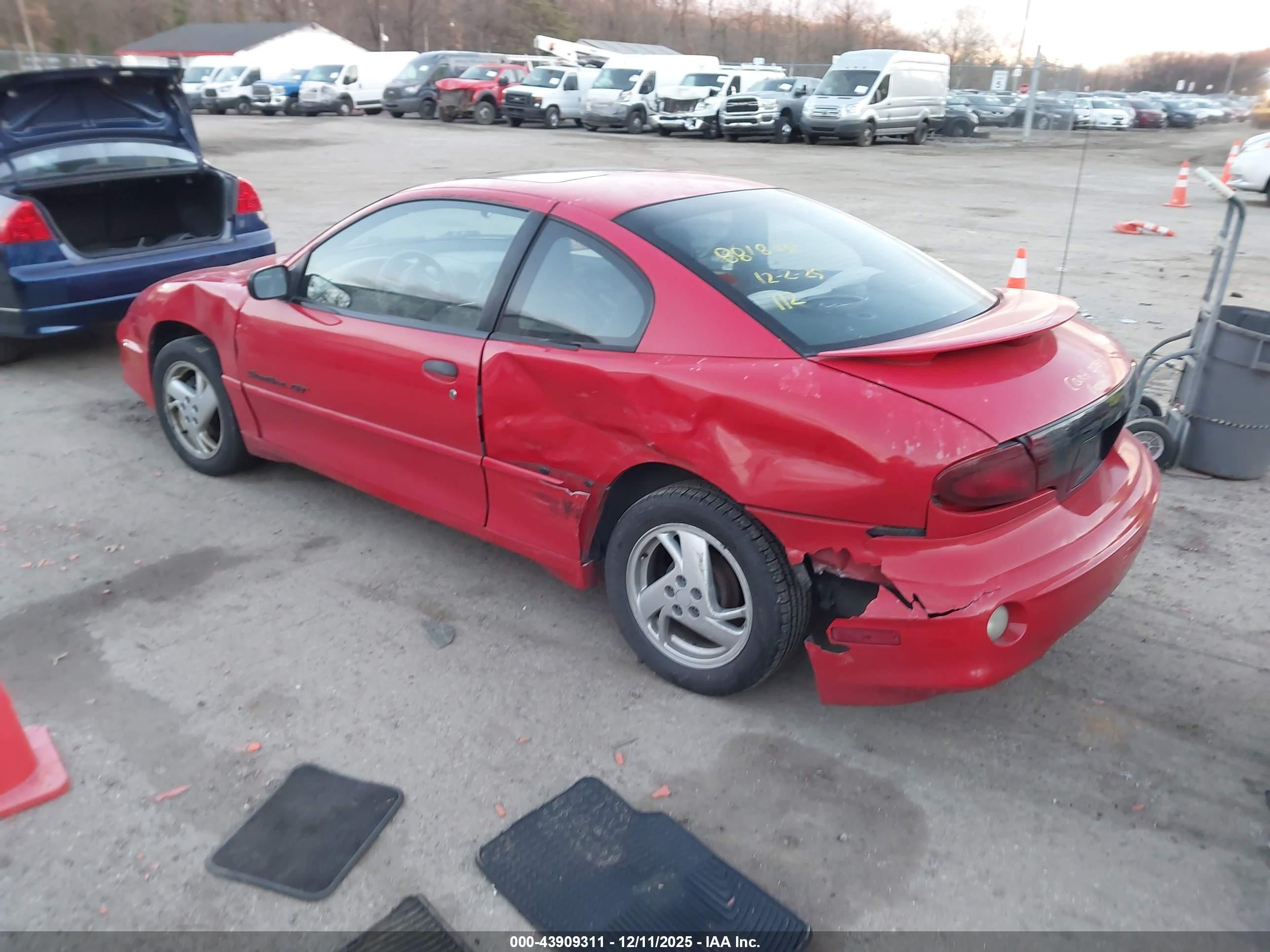2001 Pontiac Sunfire Gt Red vin: 1G2JD12T217167818
