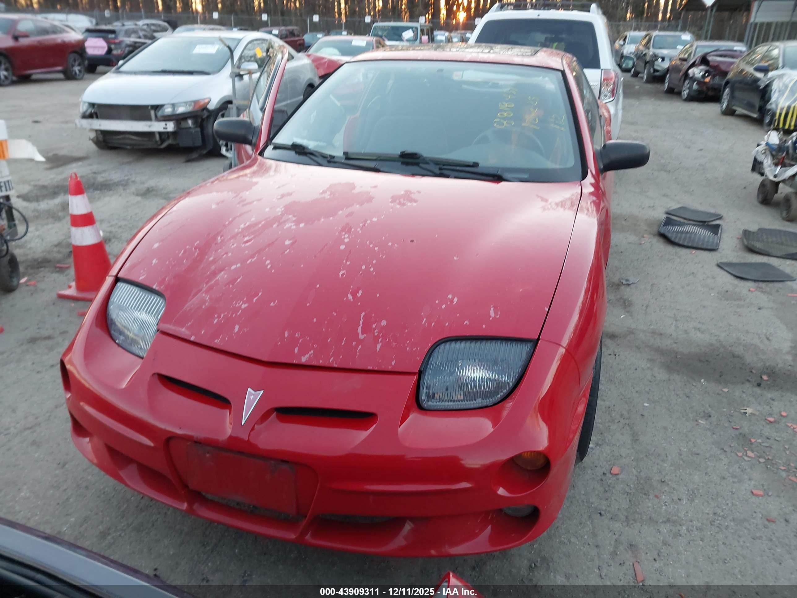2001 Pontiac Sunfire Gt Red vin: 1G2JD12T217167818