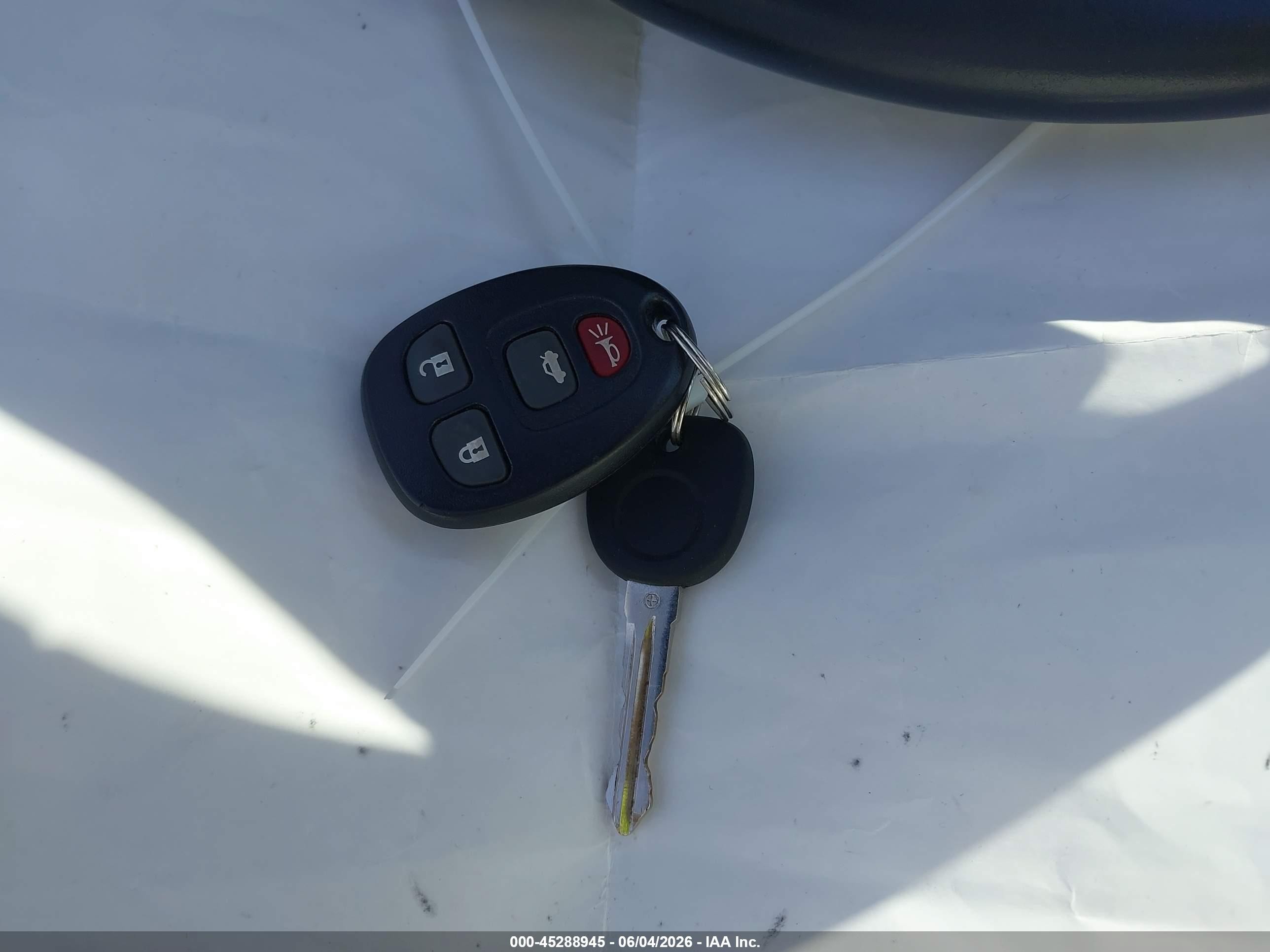 2006 Pontiac Solstice   Серебряный vin: 1G2MB33B06Y103427