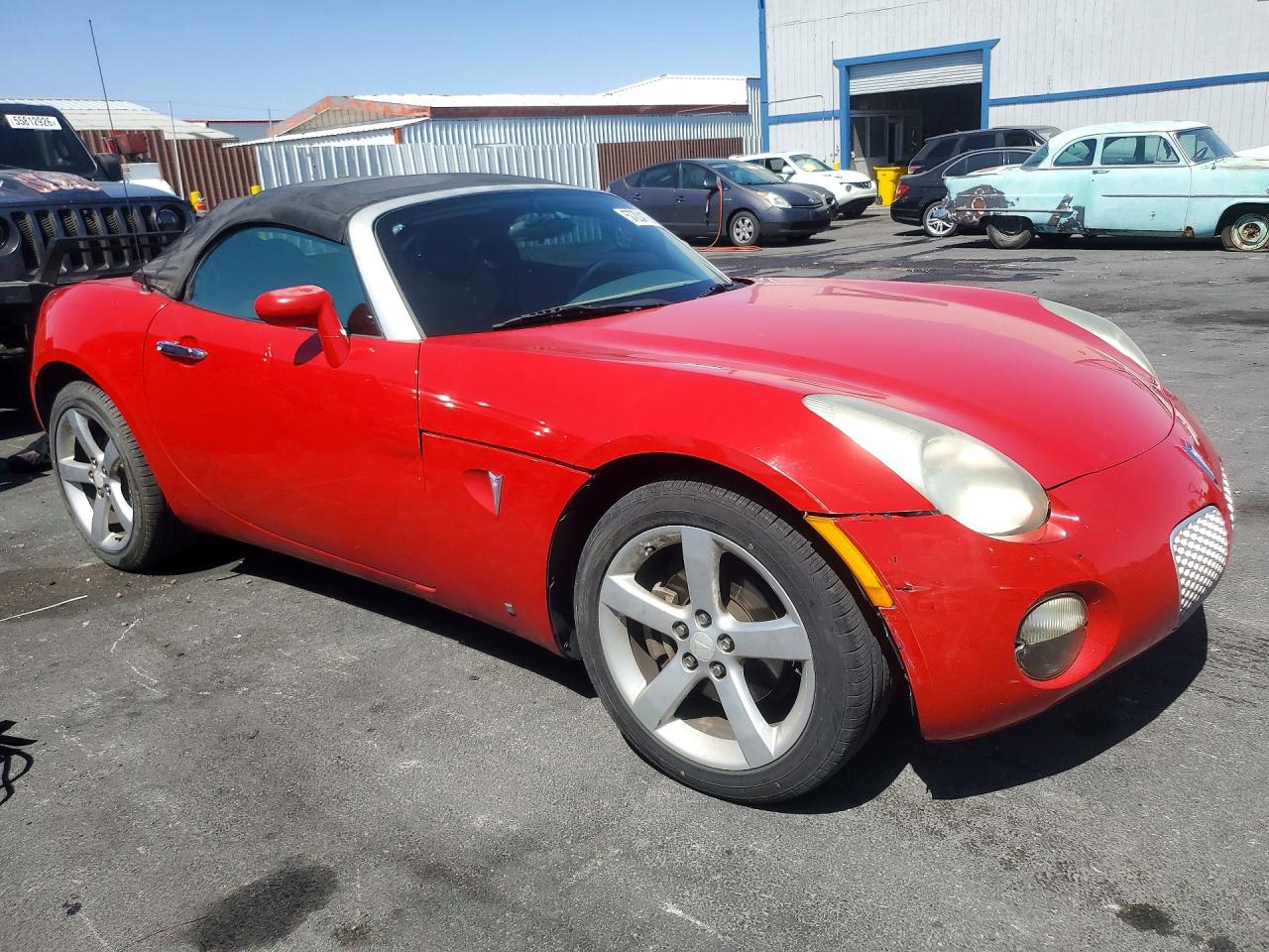 2006 Pontiac Solstice Red vin: 1G2MB33B06Y106635