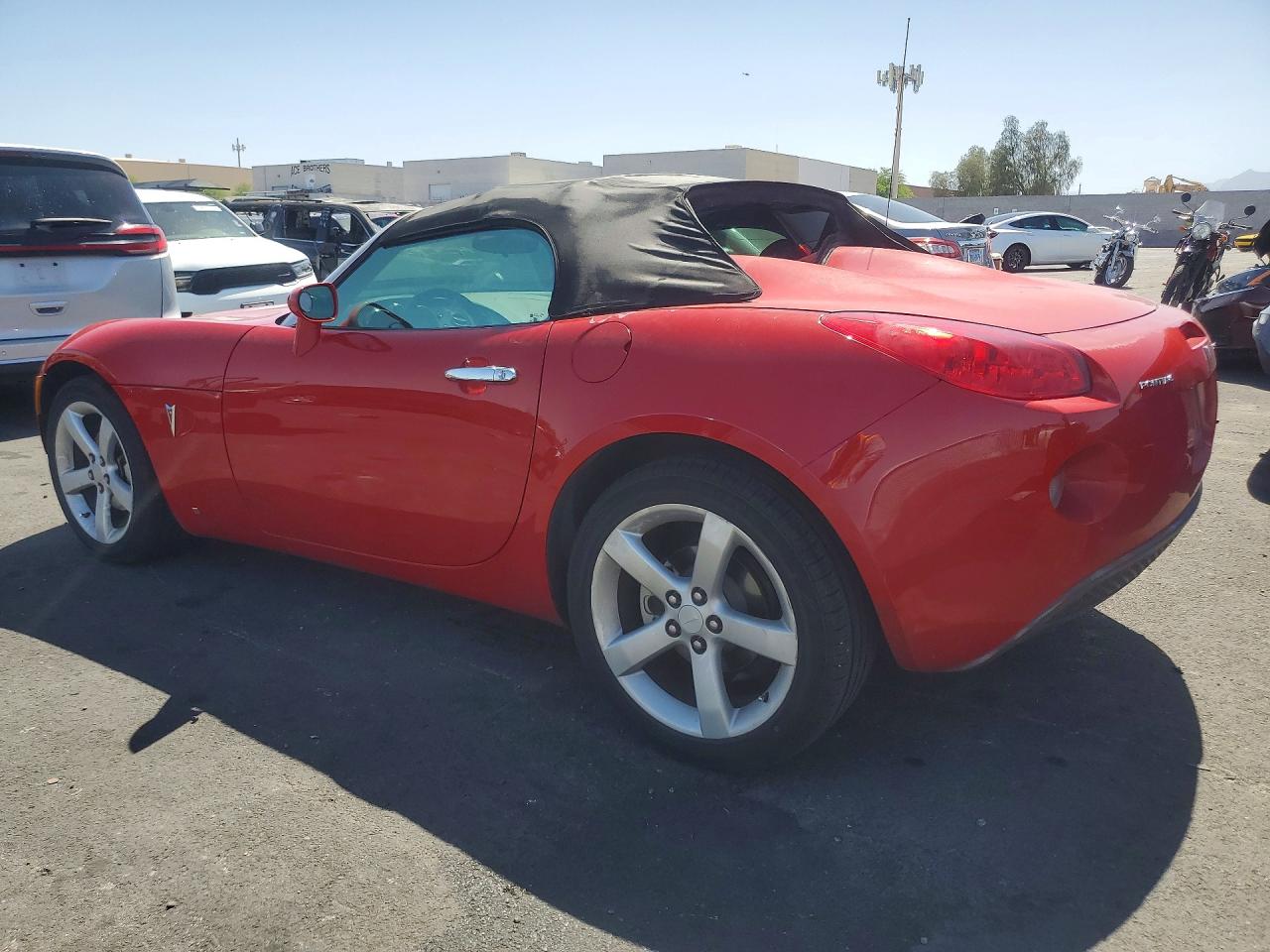 2006 Pontiac Solstice Red vin: 1G2MB33B06Y106635