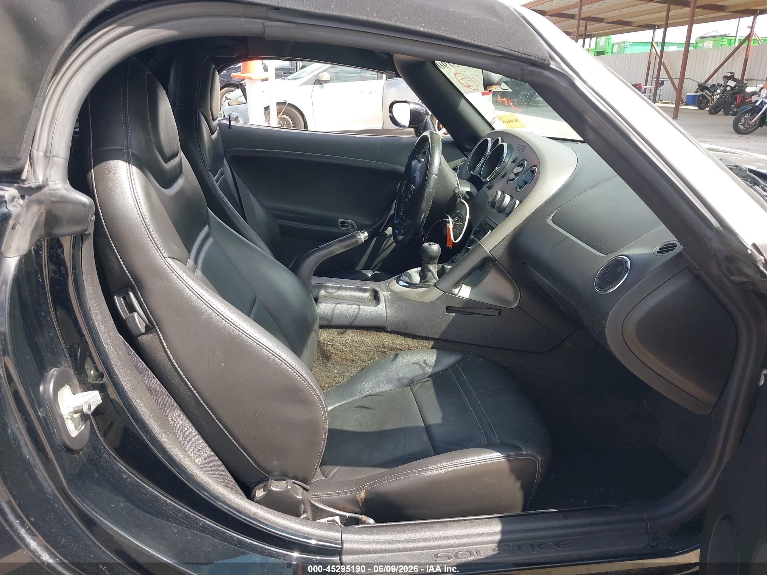 2006 Pontiac Solstice   Black vin: 1G2MB33B56Y103083