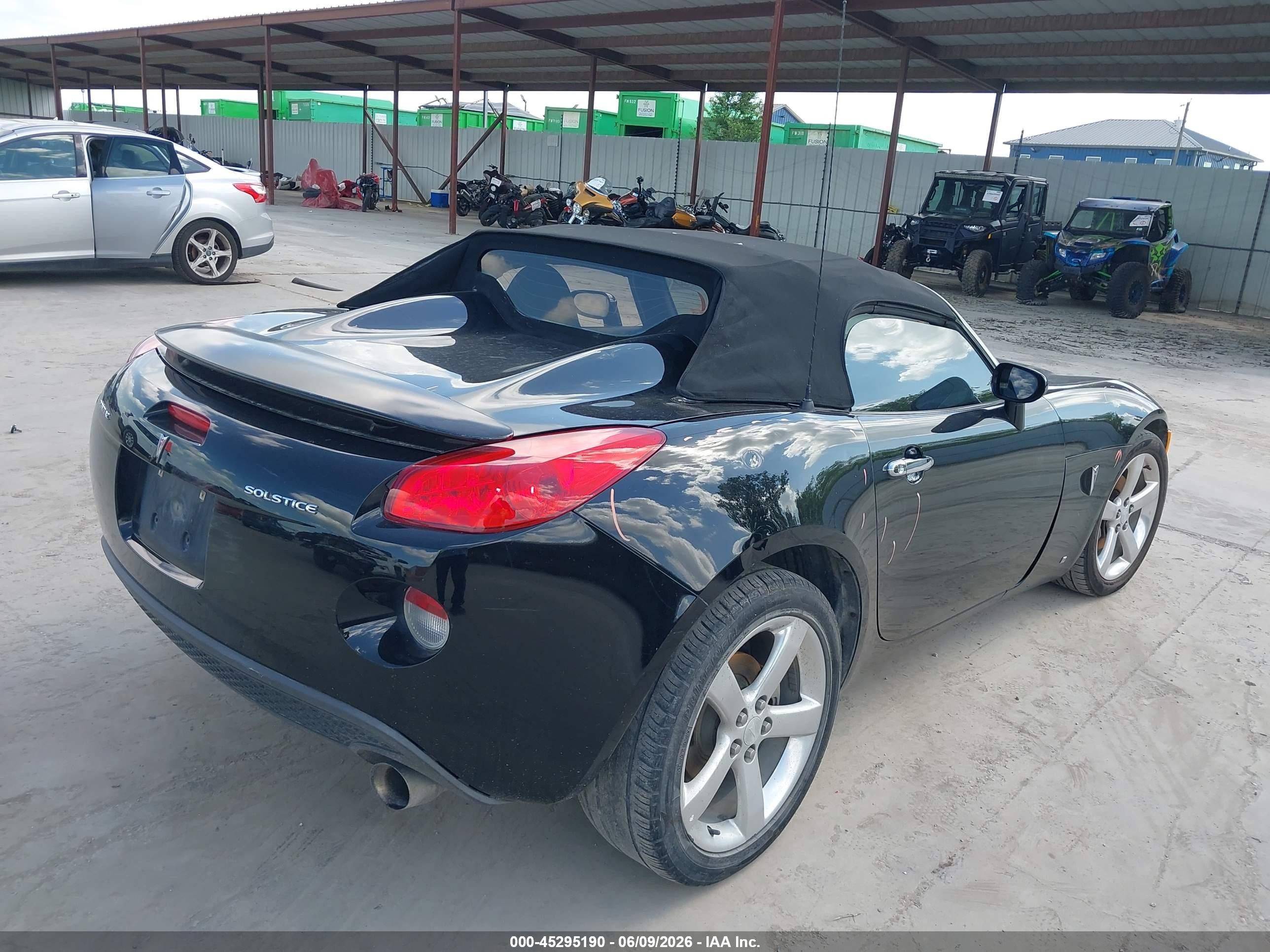 2006 Pontiac Solstice   Black vin: 1G2MB33B56Y103083