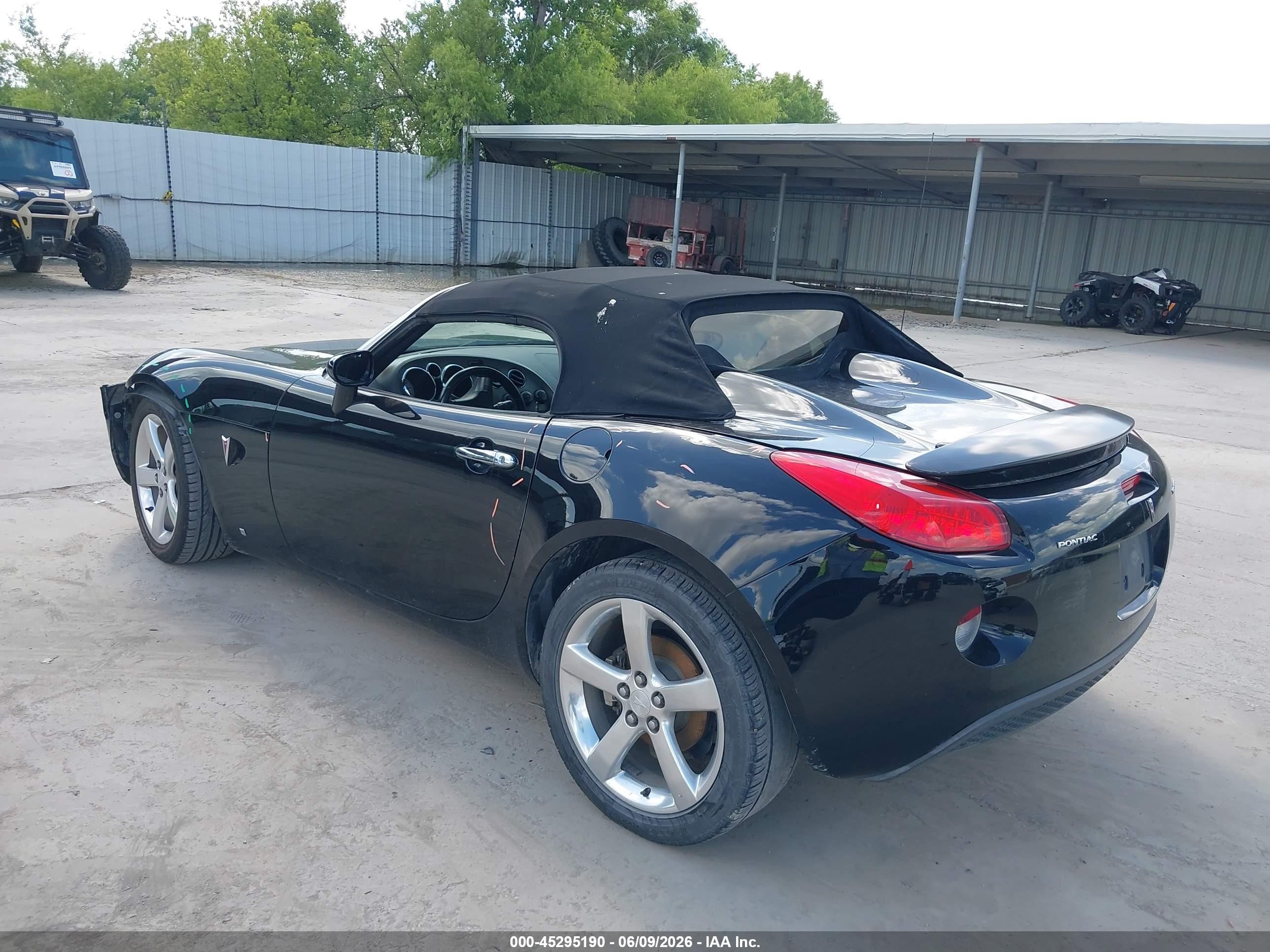 2006 Pontiac Solstice   Black vin: 1G2MB33B56Y103083