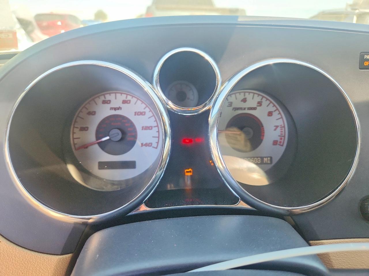 2006 Pontiac Solstice Silver vin: 1G2MB33B86Y000899