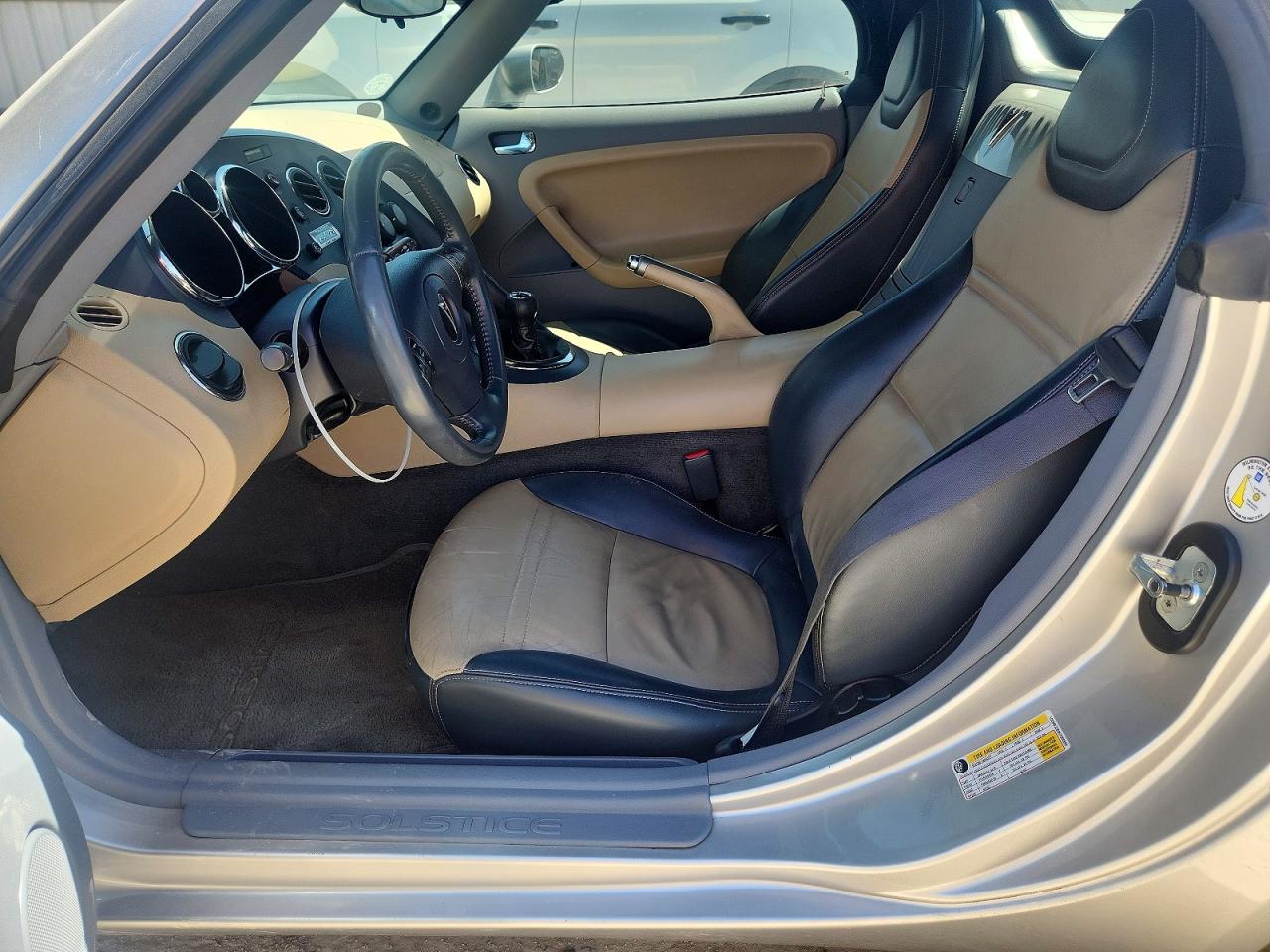 2006 Pontiac Solstice Silver vin: 1G2MB33B86Y000899