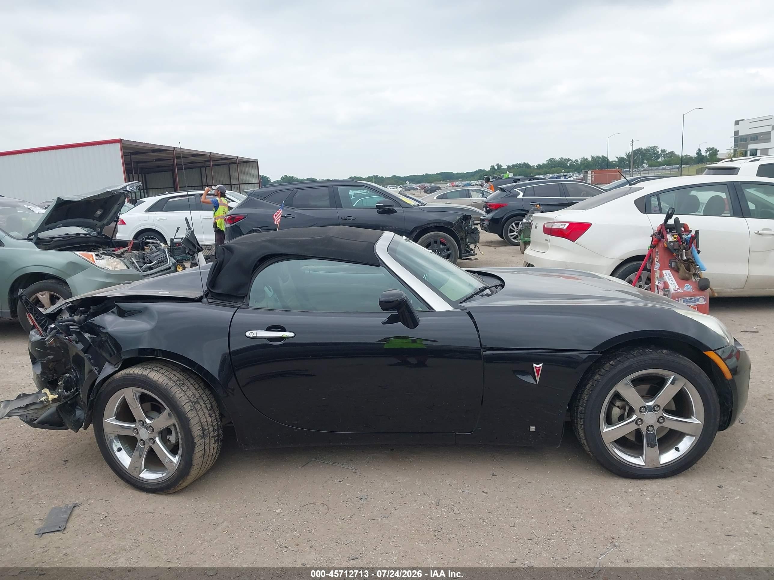 2006 Pontiac Solstice   Black vin: 1G2MB33B86Y106463