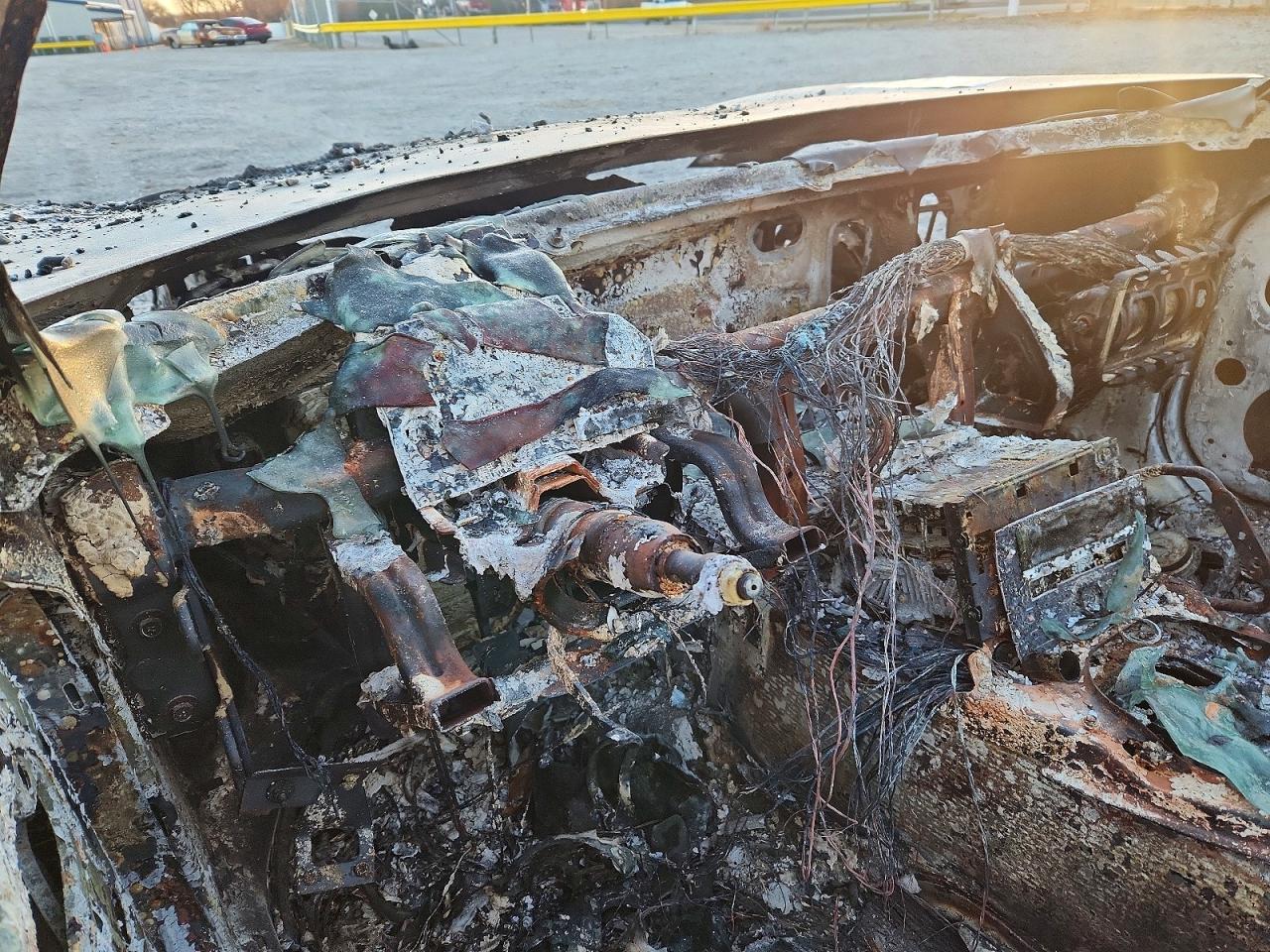 2007 Pontiac Solstice Burn vin: 1G2MB35B07Y106035