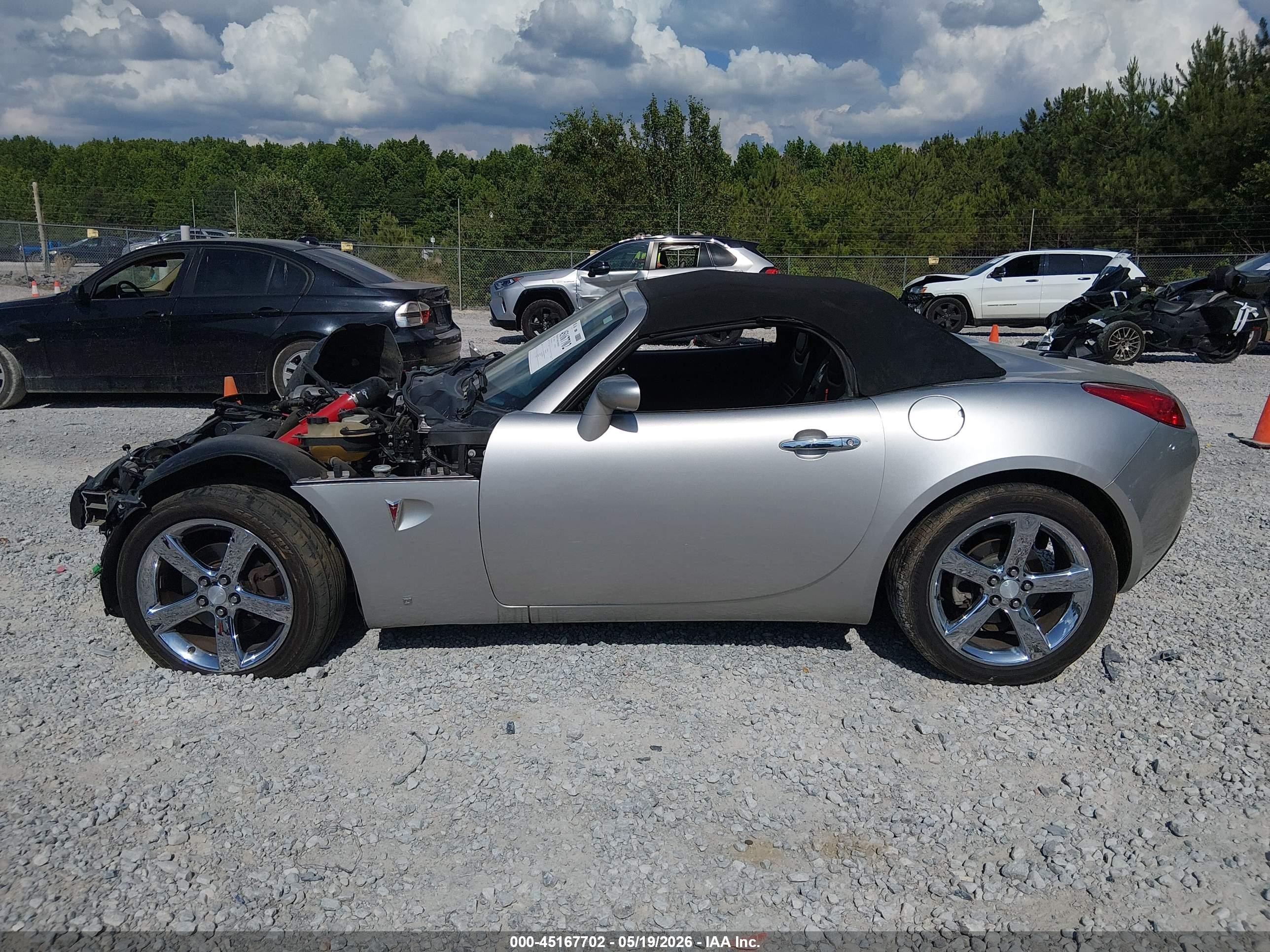 2007 Pontiac Solstice   Серебряный vin: 1G2MB35B17Y113186