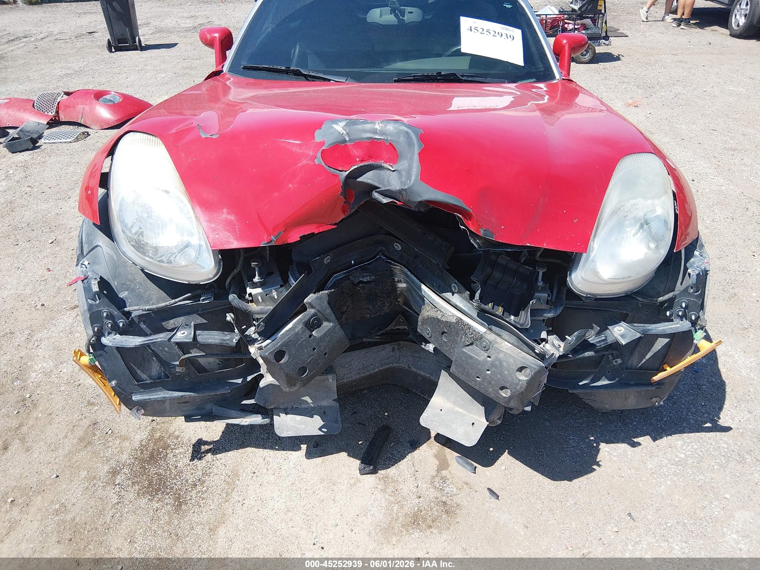 2007 Pontiac Solstice   Red vin: 1G2MB35B17Y114919