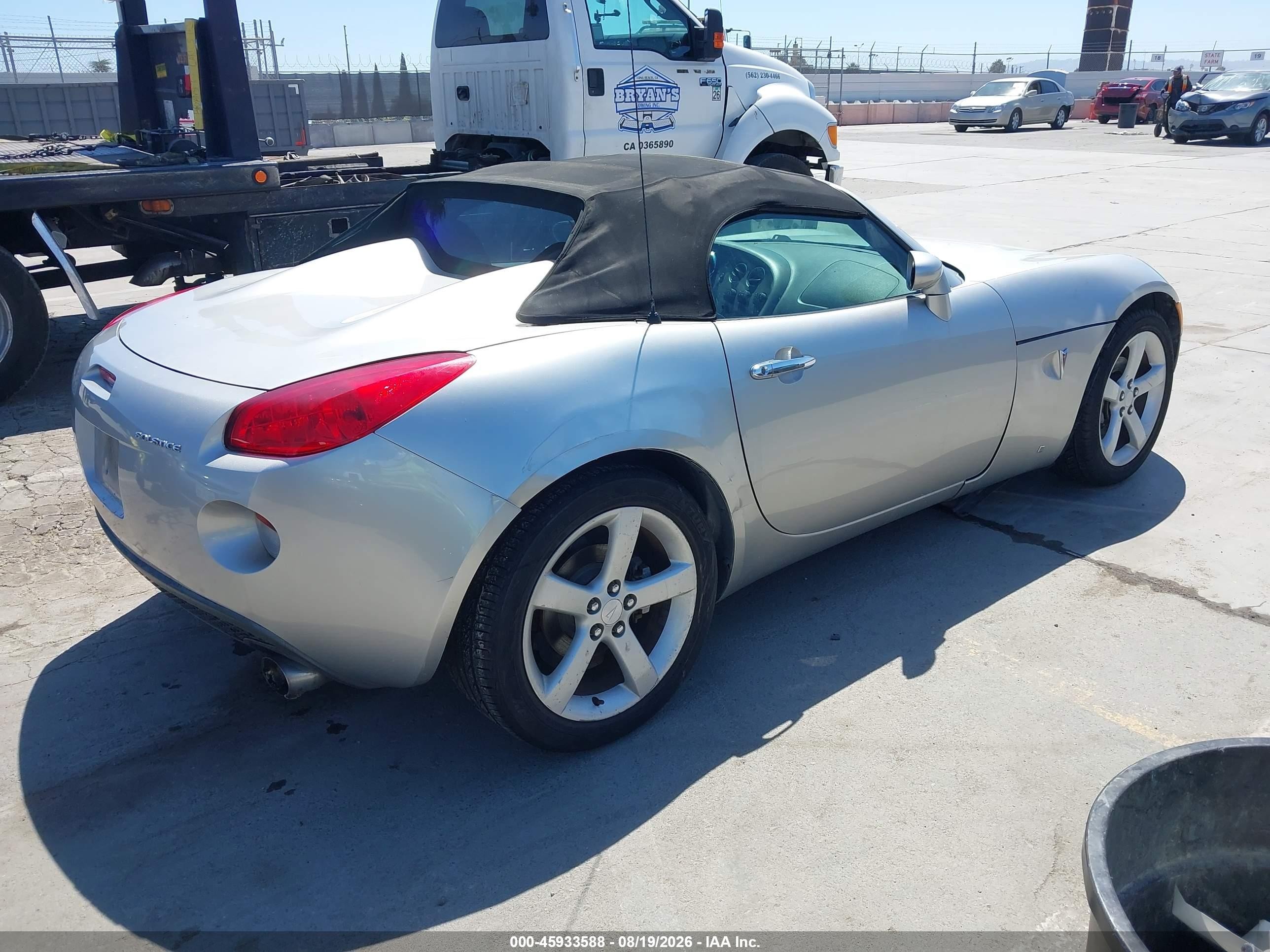 2006 Pontiac Solstice   Silver vin: 1G2MB35B26Y112109