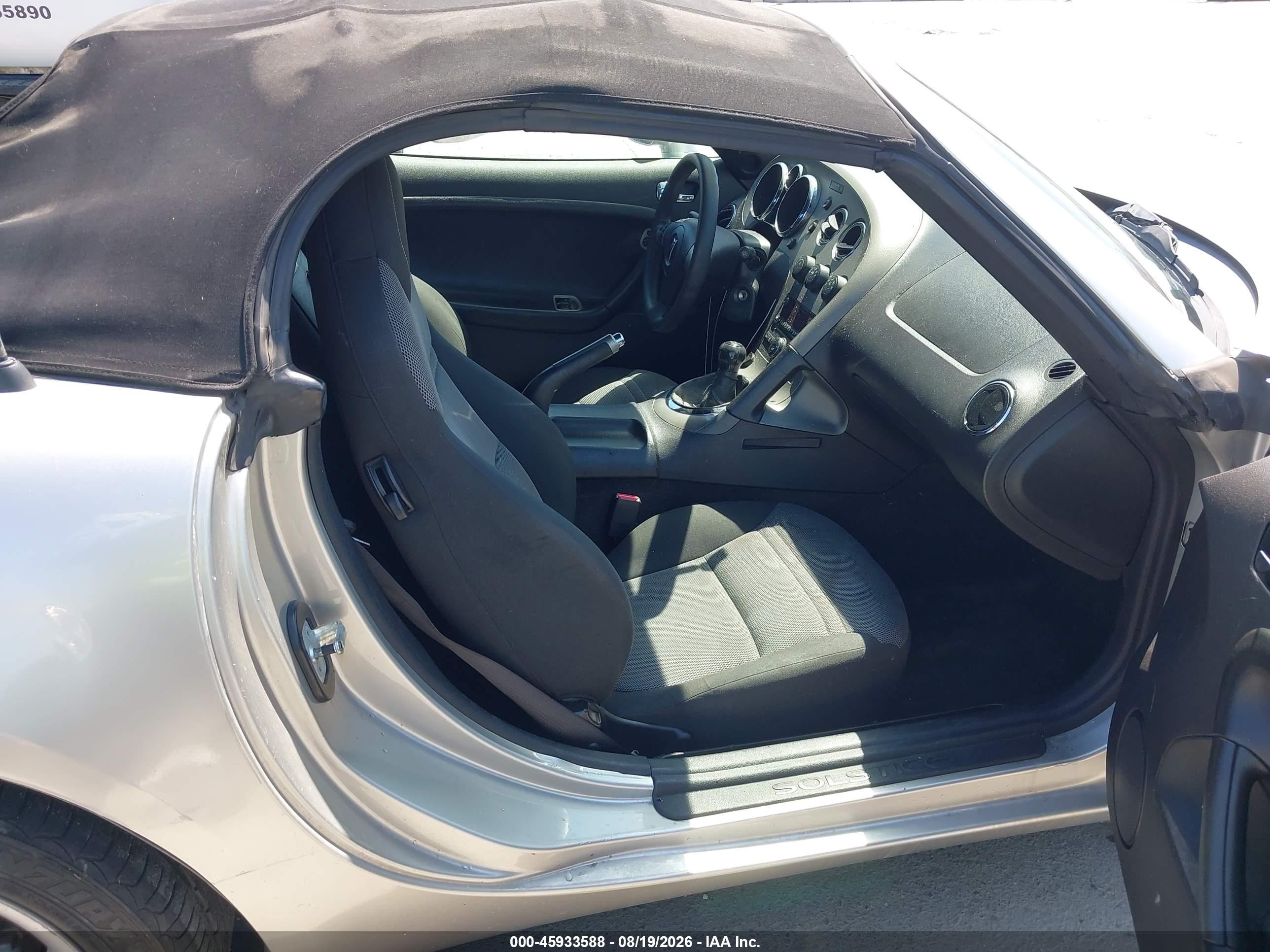 2006 Pontiac Solstice   Silver vin: 1G2MB35B26Y112109