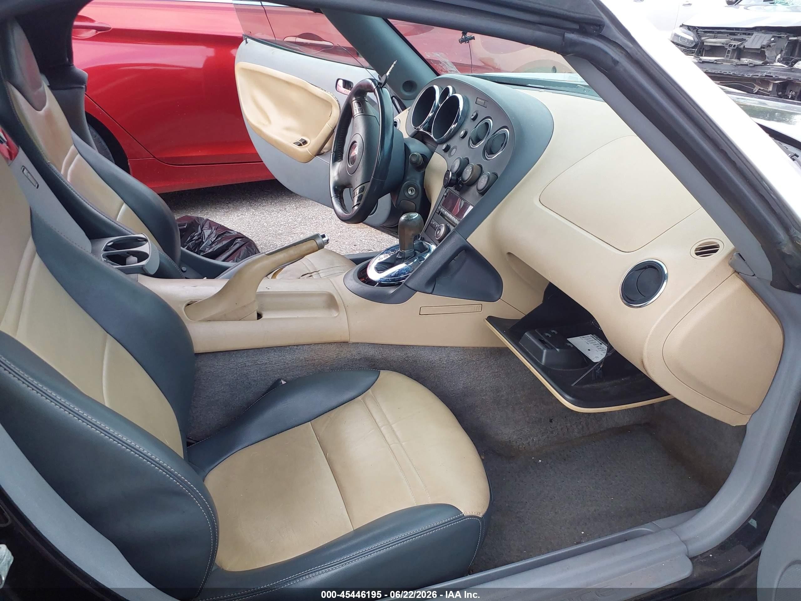 2006 Pontiac Solstice   Black vin: 1G2MB35B26Y115737