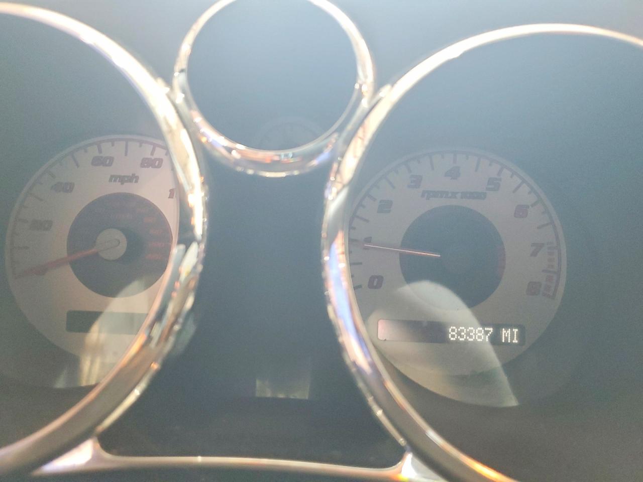 2007 Pontiac Solstice Silver vin: 1G2MB35B27Y107221