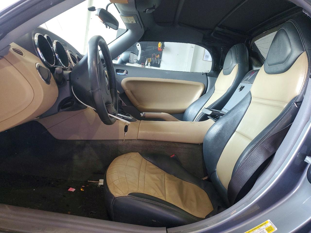 2007 Pontiac Solstice Silver vin: 1G2MB35B27Y107221