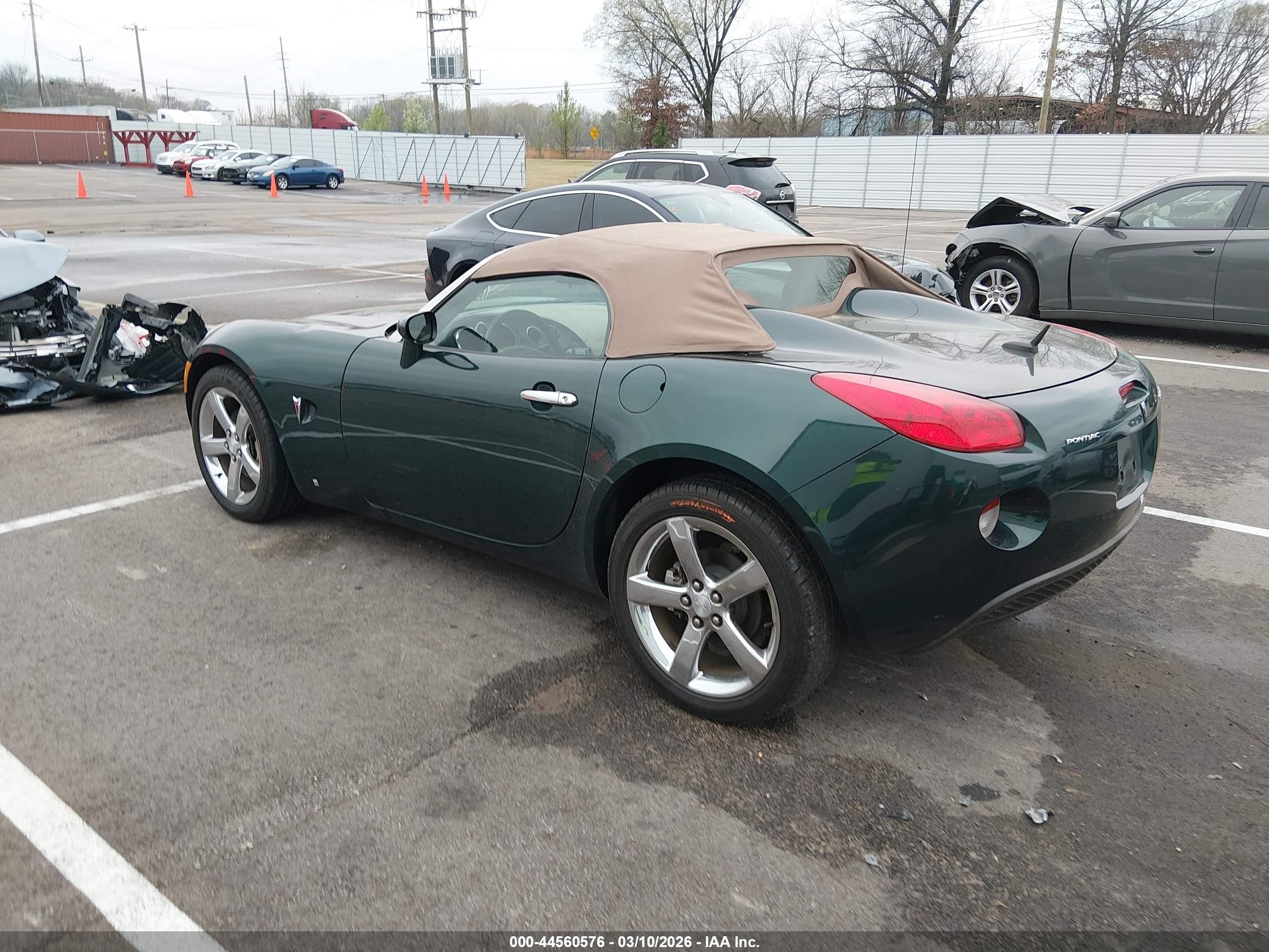 2007 Pontiac Solstice   Green vin: 1G2MB35B27Y107588