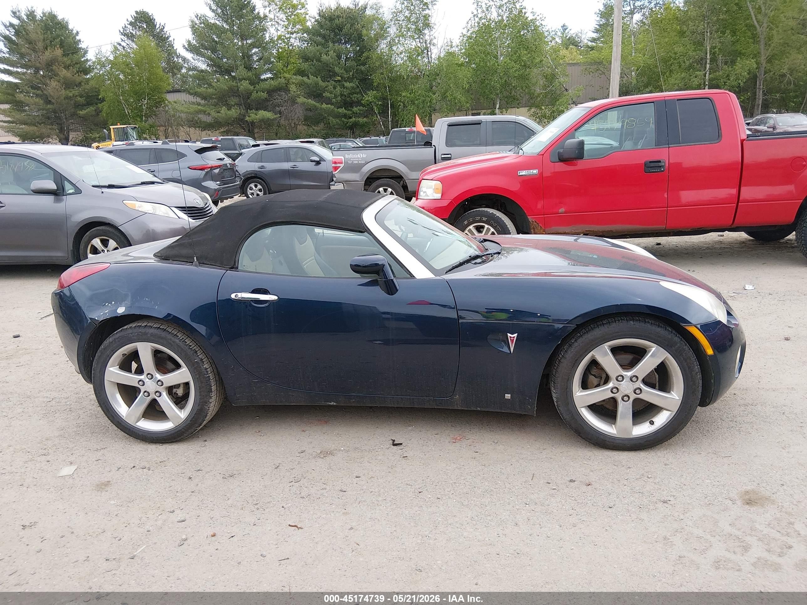 2006 Pontiac Solstice   Navy vin: 1G2MB35B36Y115648