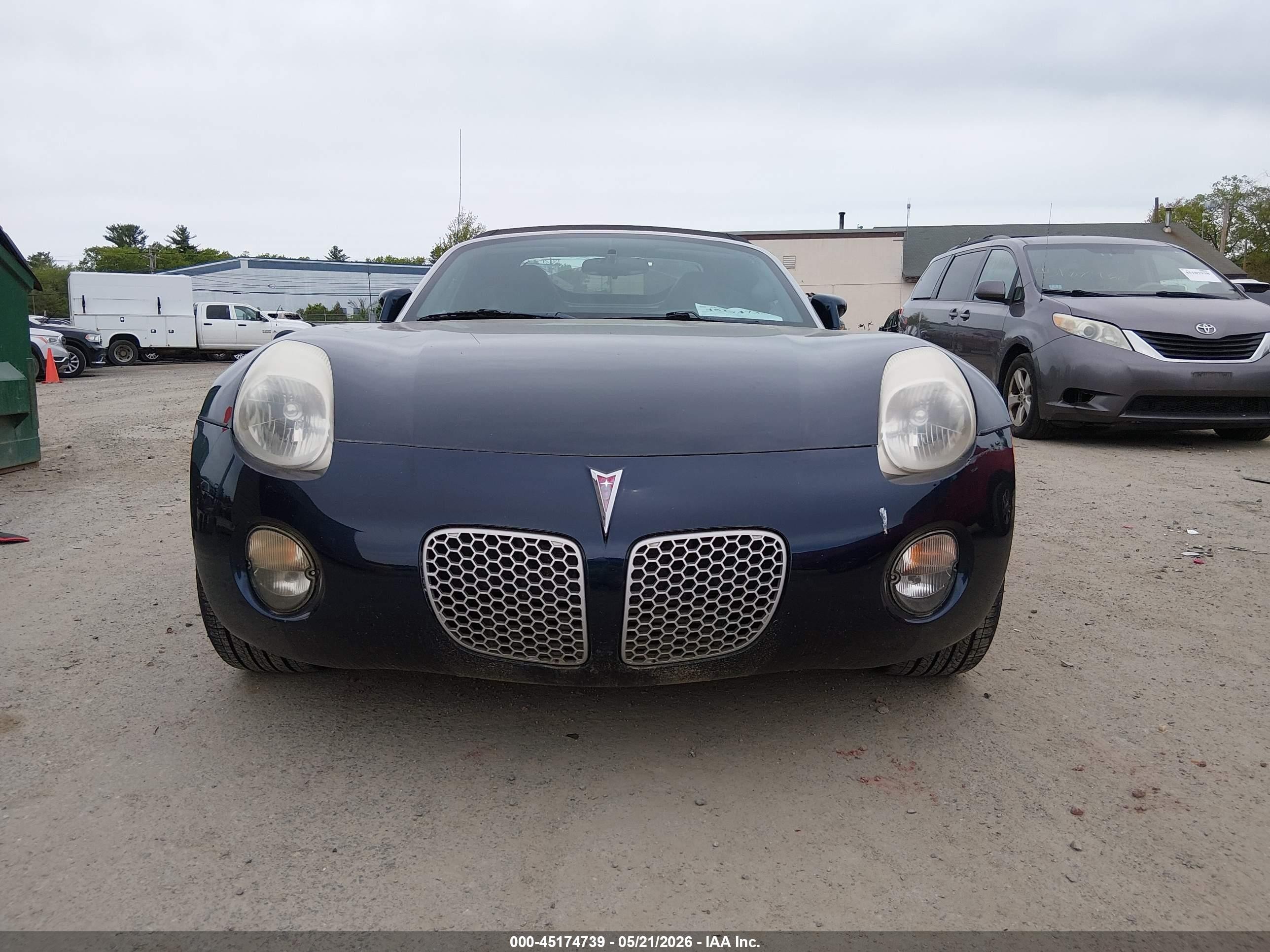 2006 Pontiac Solstice   Navy vin: 1G2MB35B36Y115648