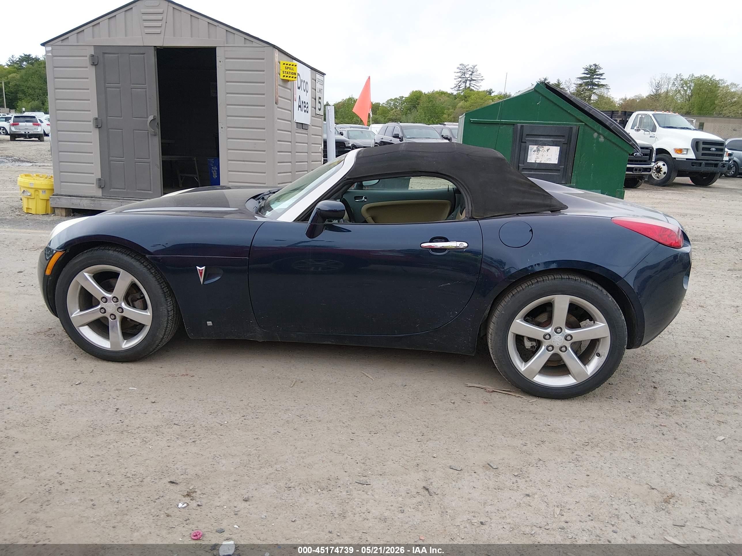 2006 Pontiac Solstice   Navy vin: 1G2MB35B36Y115648